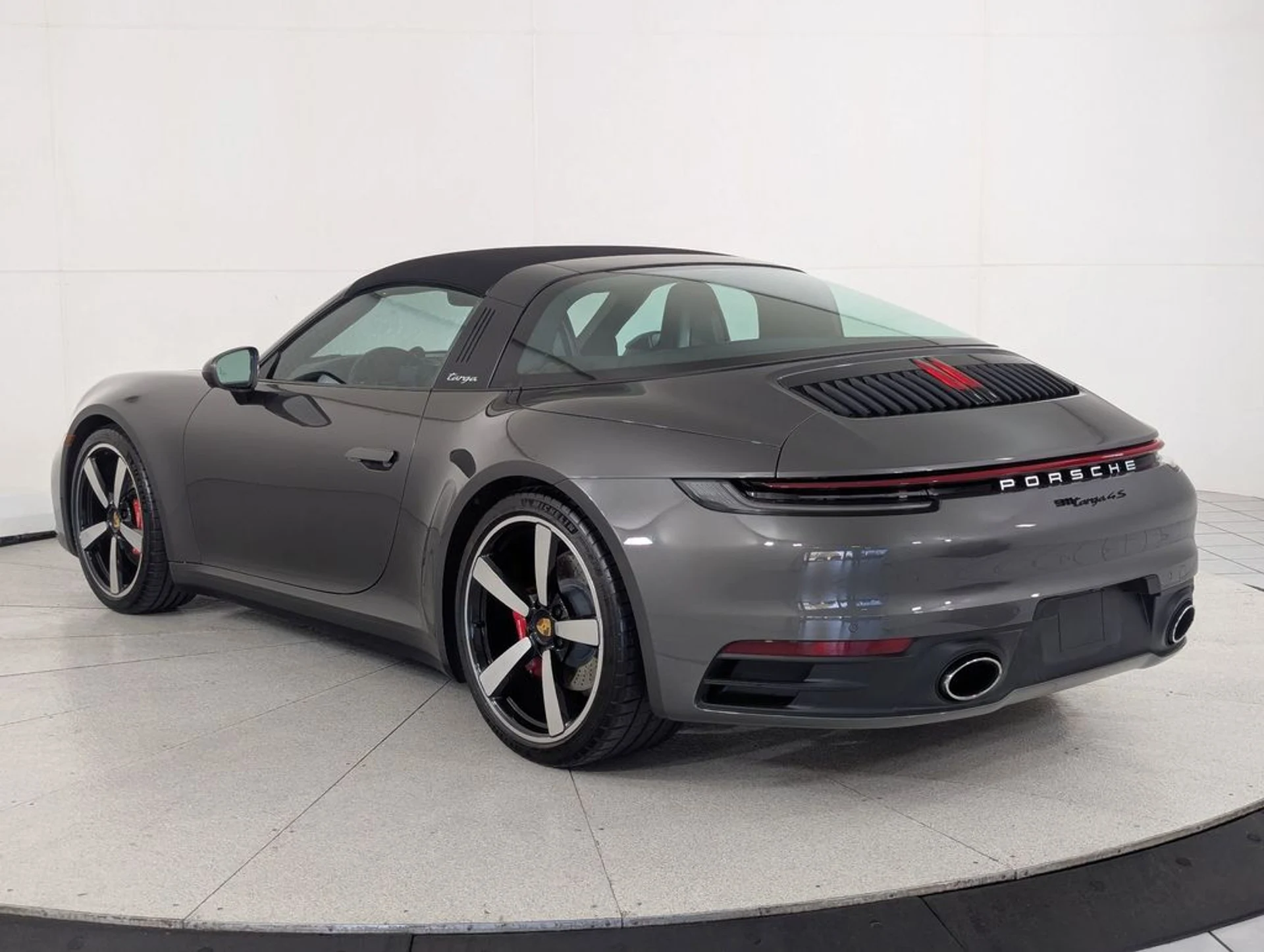 mph002_2256516175_b7c9d7ddc739092ce0fa6ca9327cfe09x_231e9df4f4