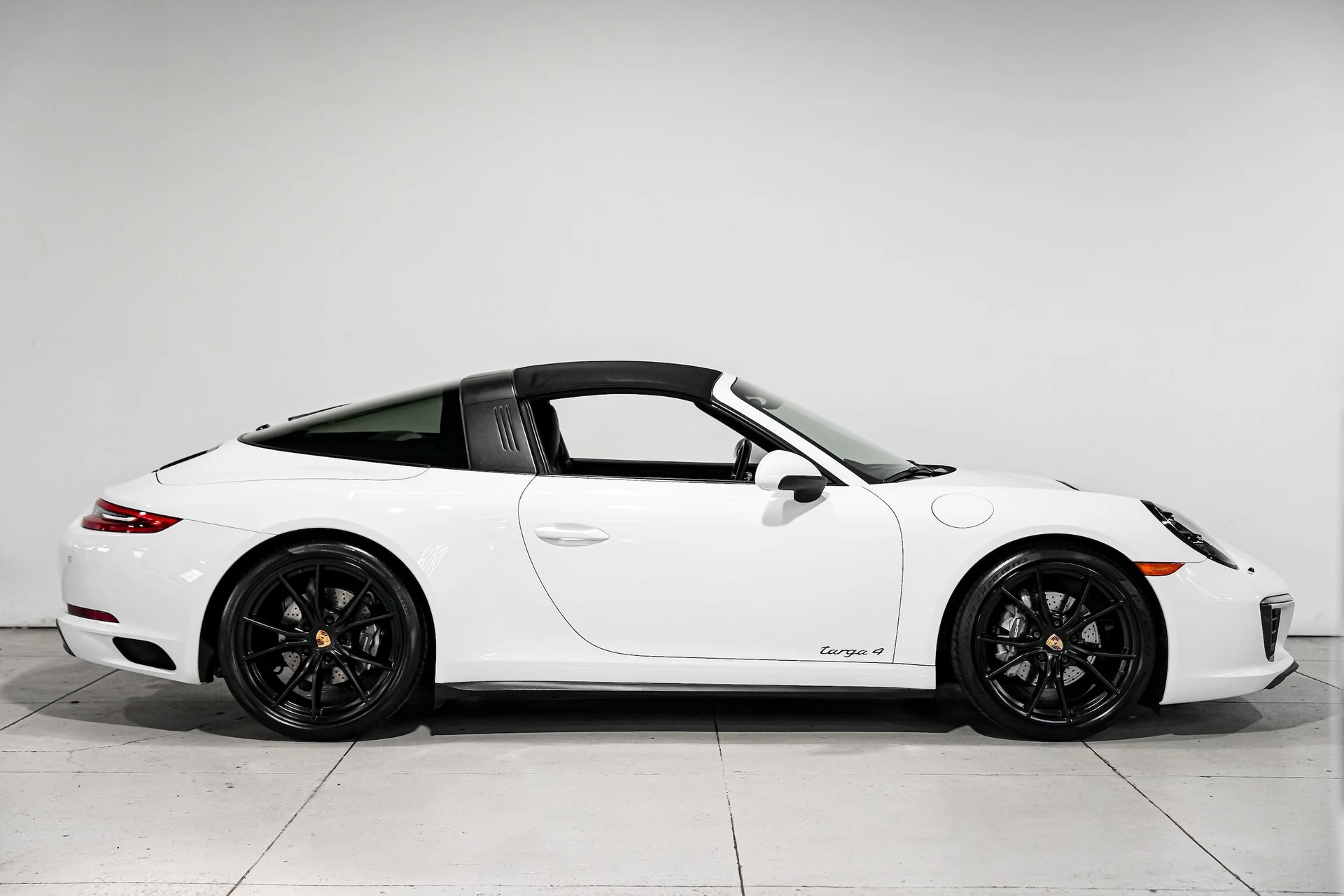 mph002_2261165637_bfca97fcf5945a8550e03234d0289cacx_8fe645cb1f