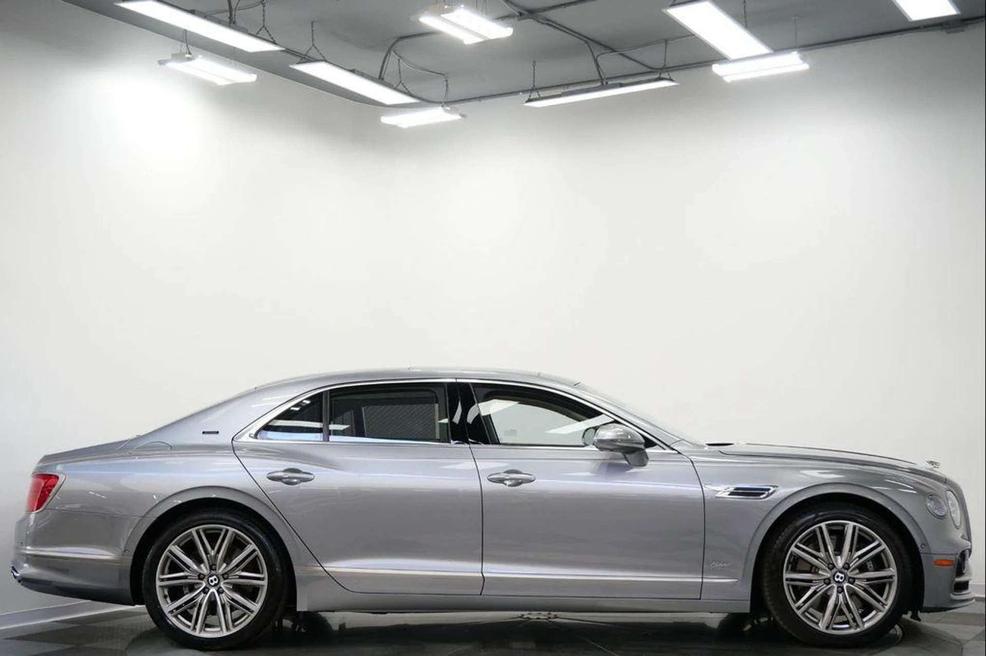 mph002_2261492347_8_Ks_E_M_Ht_AH_TA_5qb_Cz5_Hvg_Imq0_Q_d4514b6fa2