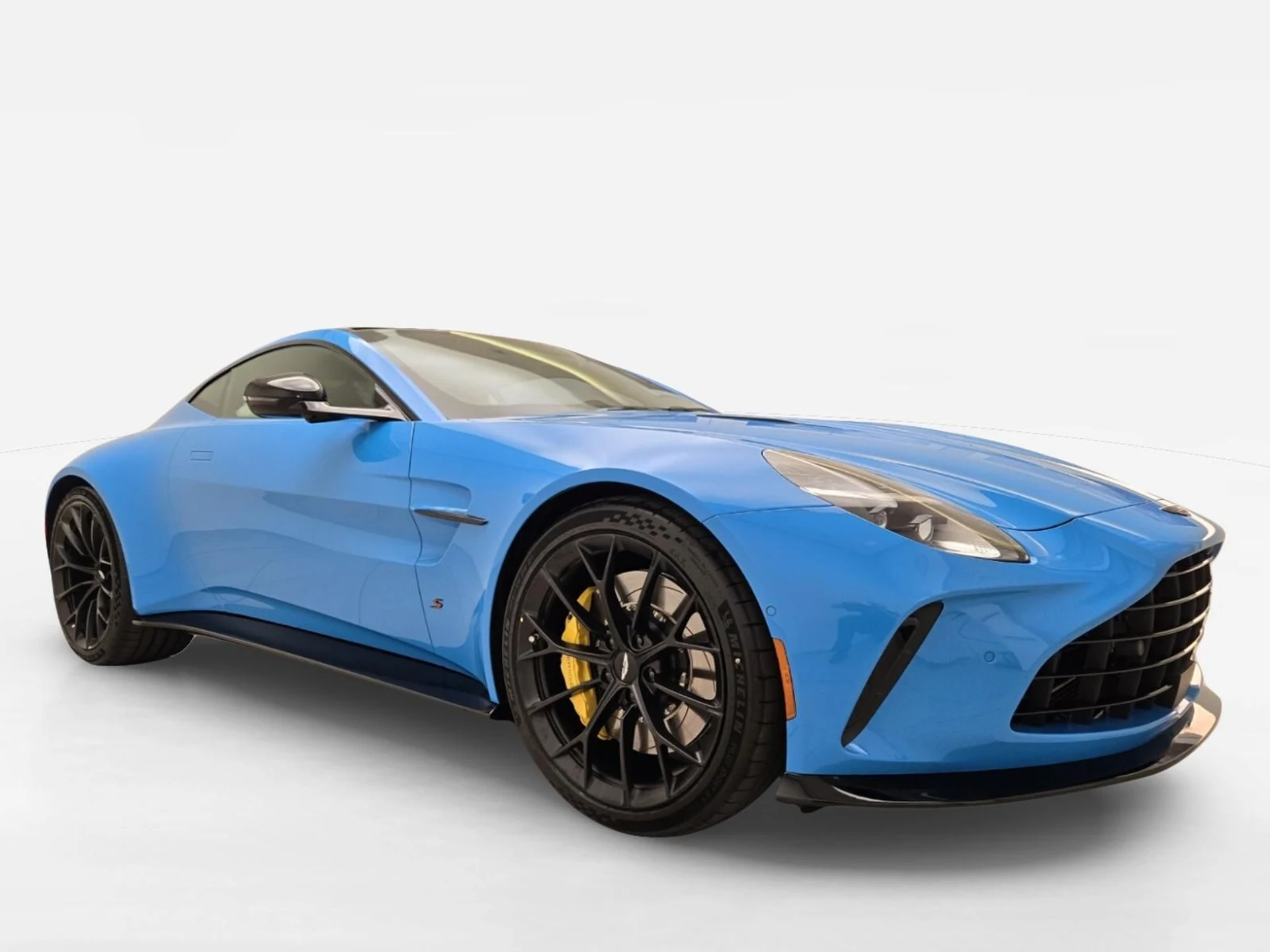 mph002_2271003007_New_2026_Aston_Martin_Vantage_S_1791609346_8632bde9a7