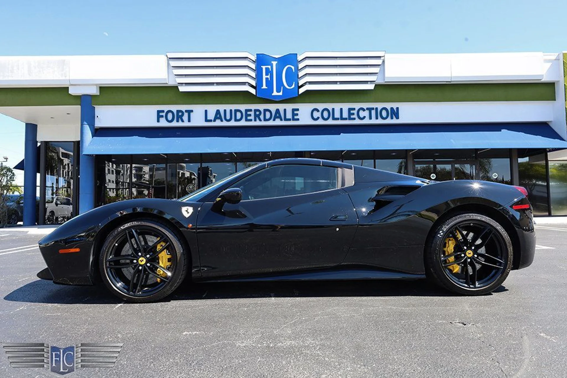 mph002_2272410258_used_2019_ferrari_488_spider_convertible_6305_22989830_3_1024_7b6574abf1
