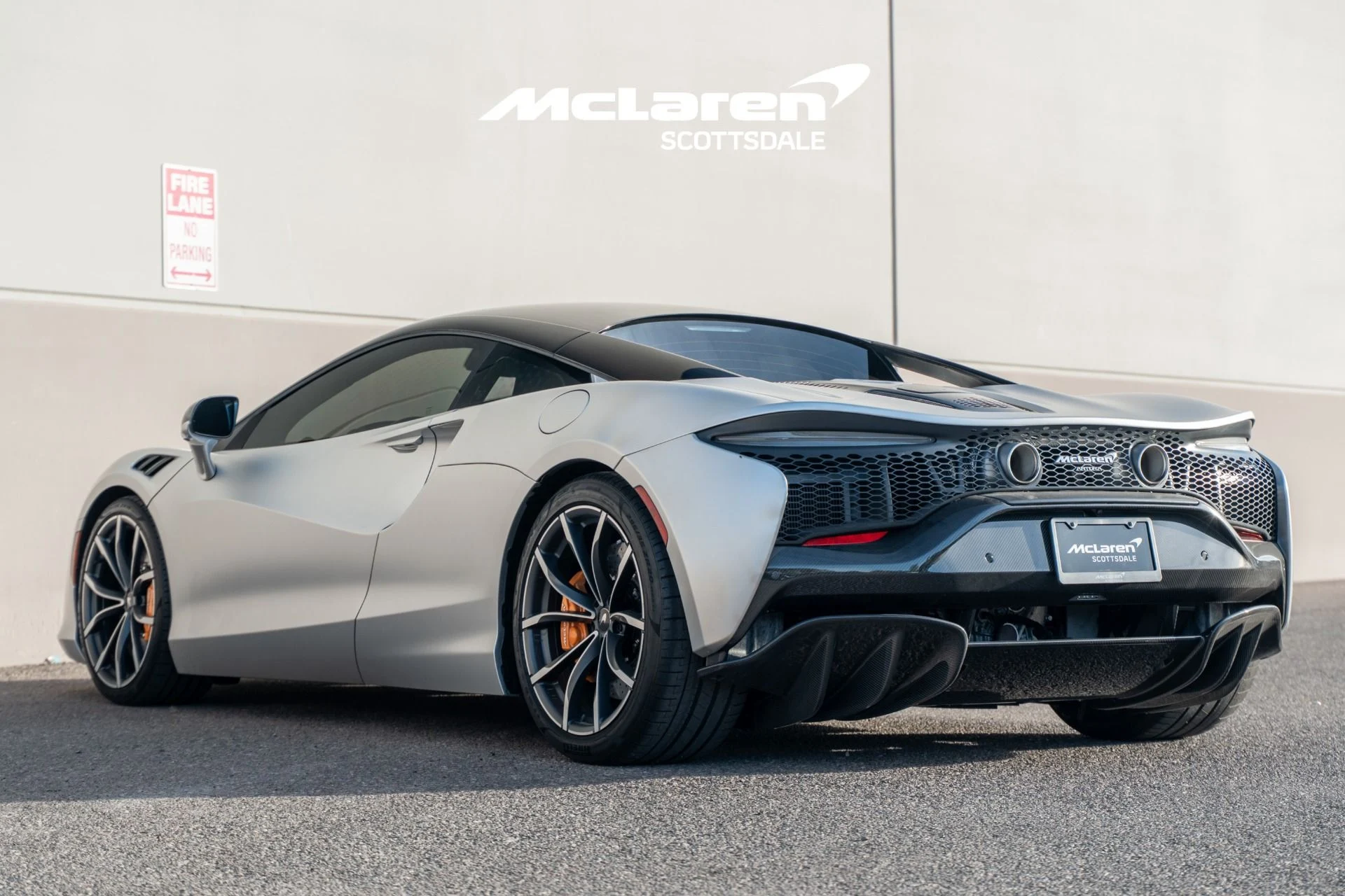 mph002_227259088_Used_2023_MCLAREN_ARTURA_1766275196_92c8ed8007