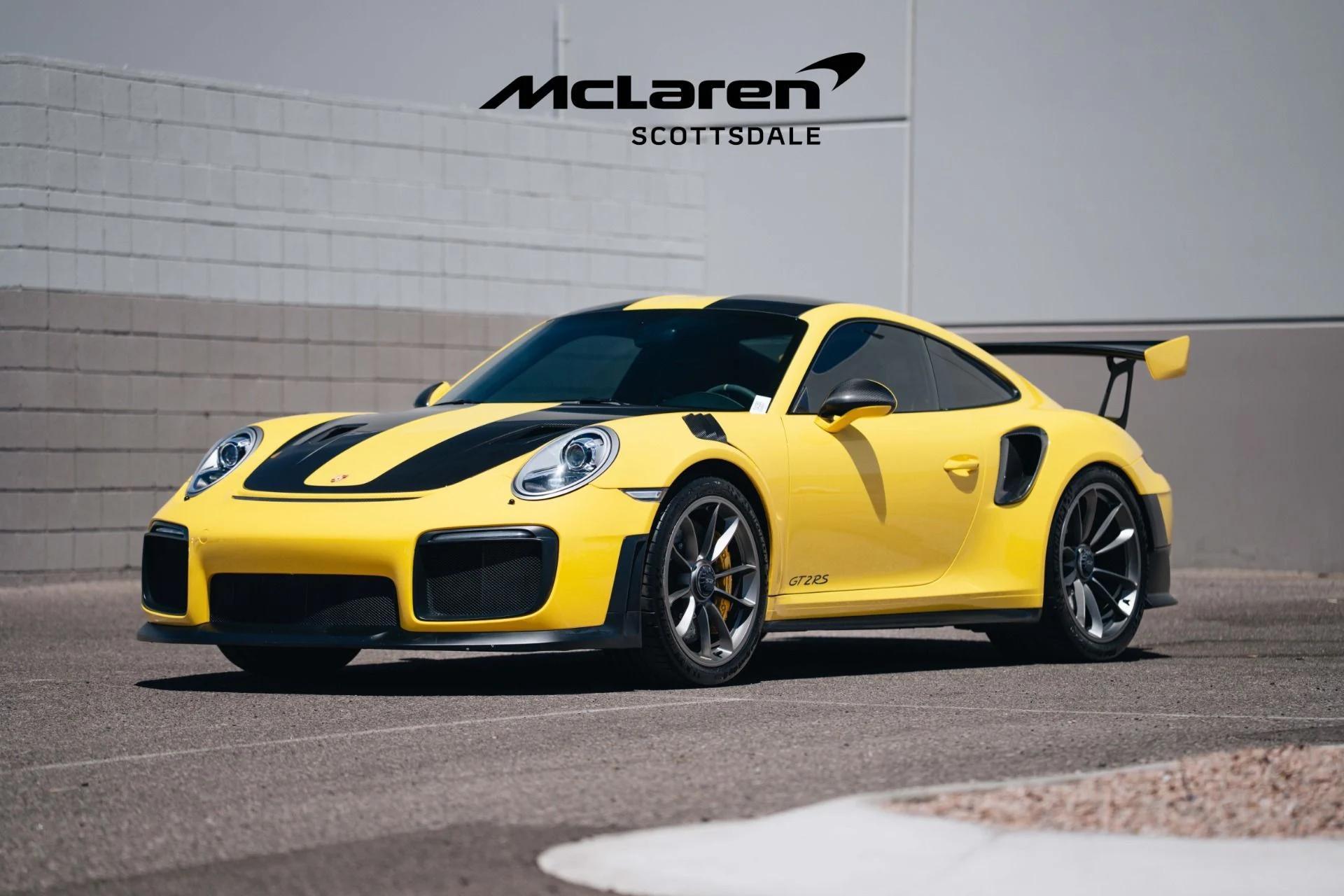 mph002_2274745270_Used_2018_PORSCHE_911_GT_2_RS_1746157617_3b0c09384a