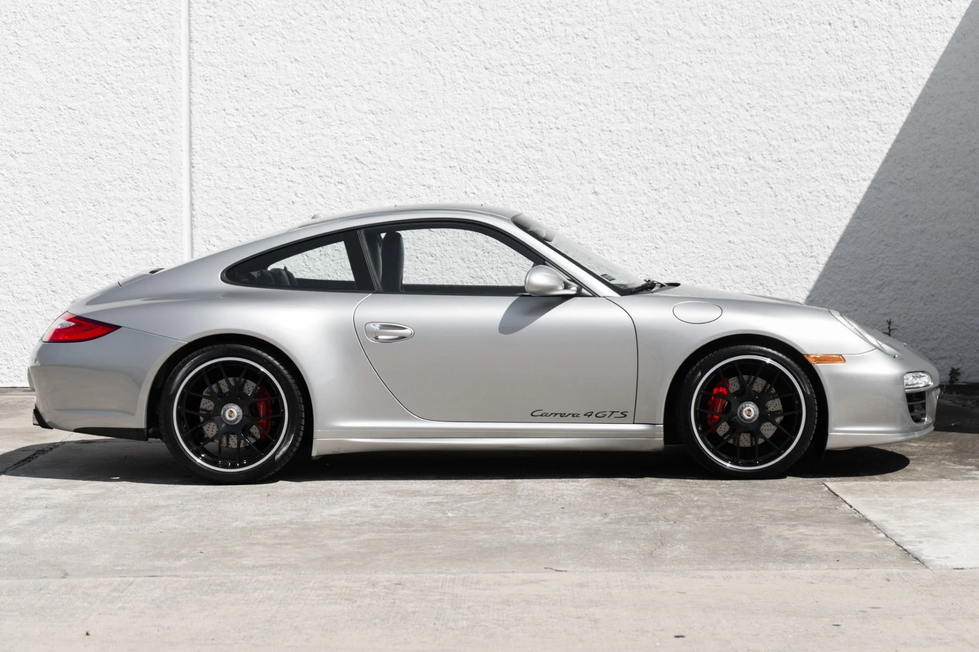 mph002_2289518659_Used_2012_Porsche_911_Carrera_4_GTS_1774273980_c7a4d3b337