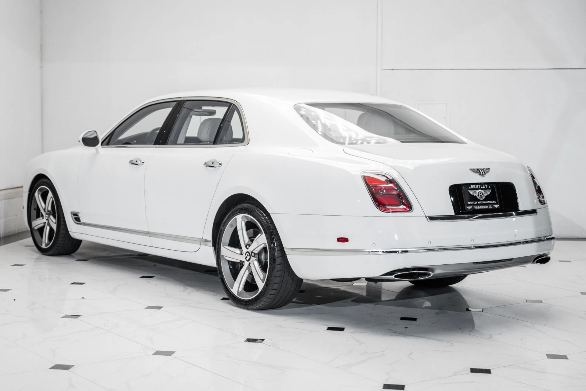 mph002_2291202090_Used_2017_Bentley_Mulsanne_Speed_1758377888_d3d206f2ce