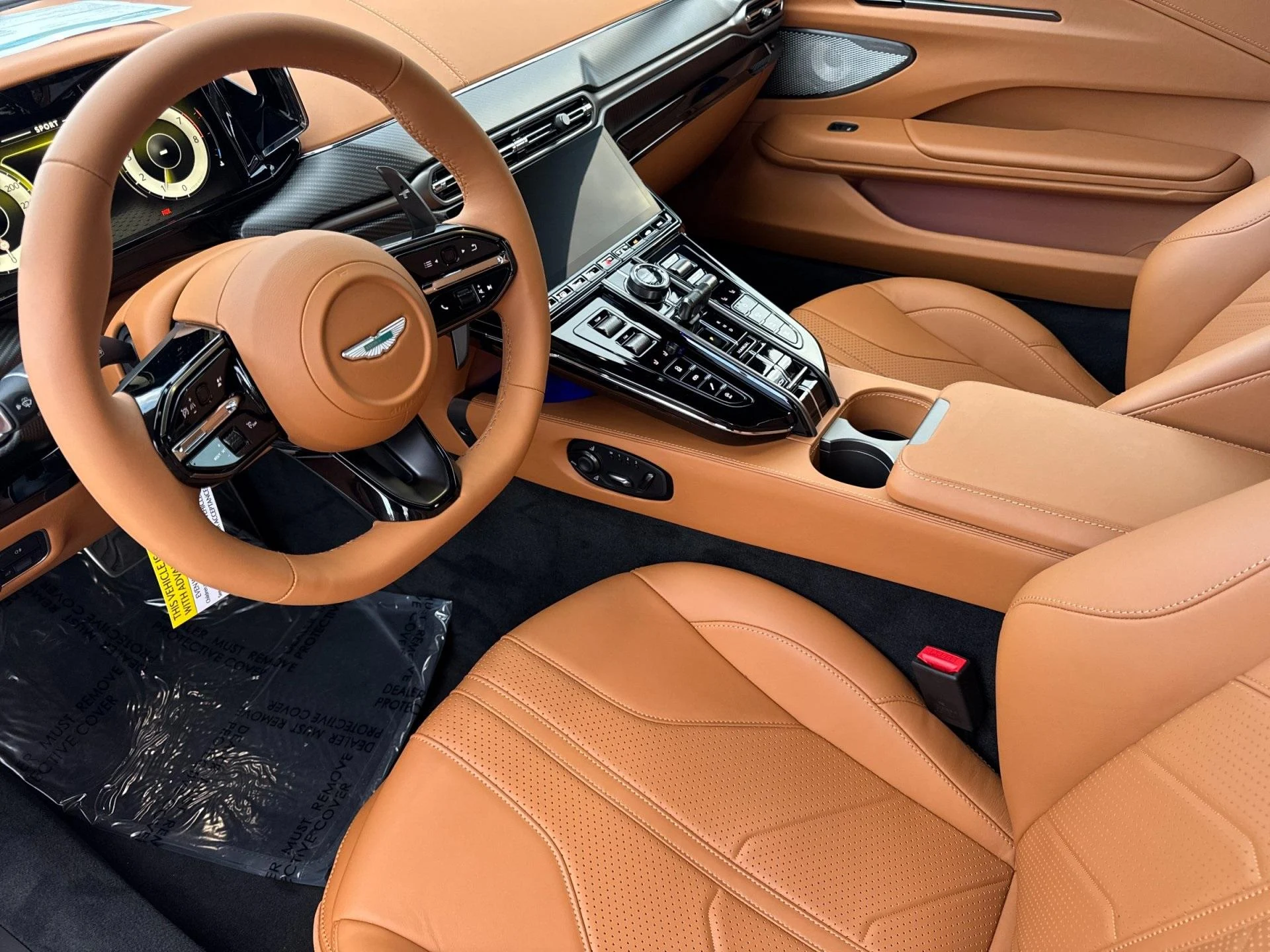 mph002_2292953785_New_2026_Aston_Martin_Vantage_Roadster_1767798654_c5ae5c88e5