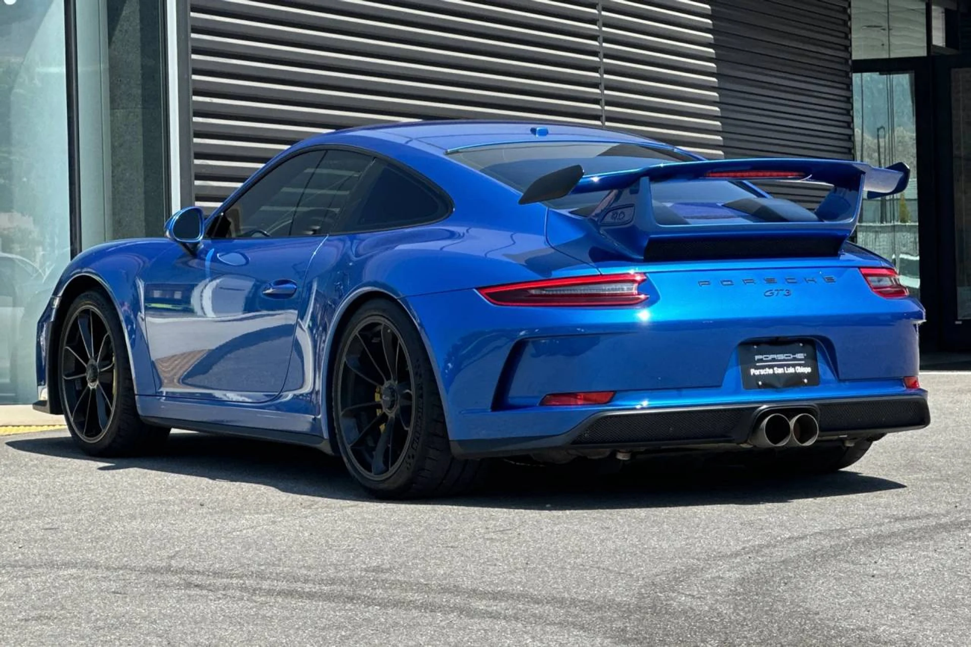 mph002_2318510875_1280_e222d6a82a