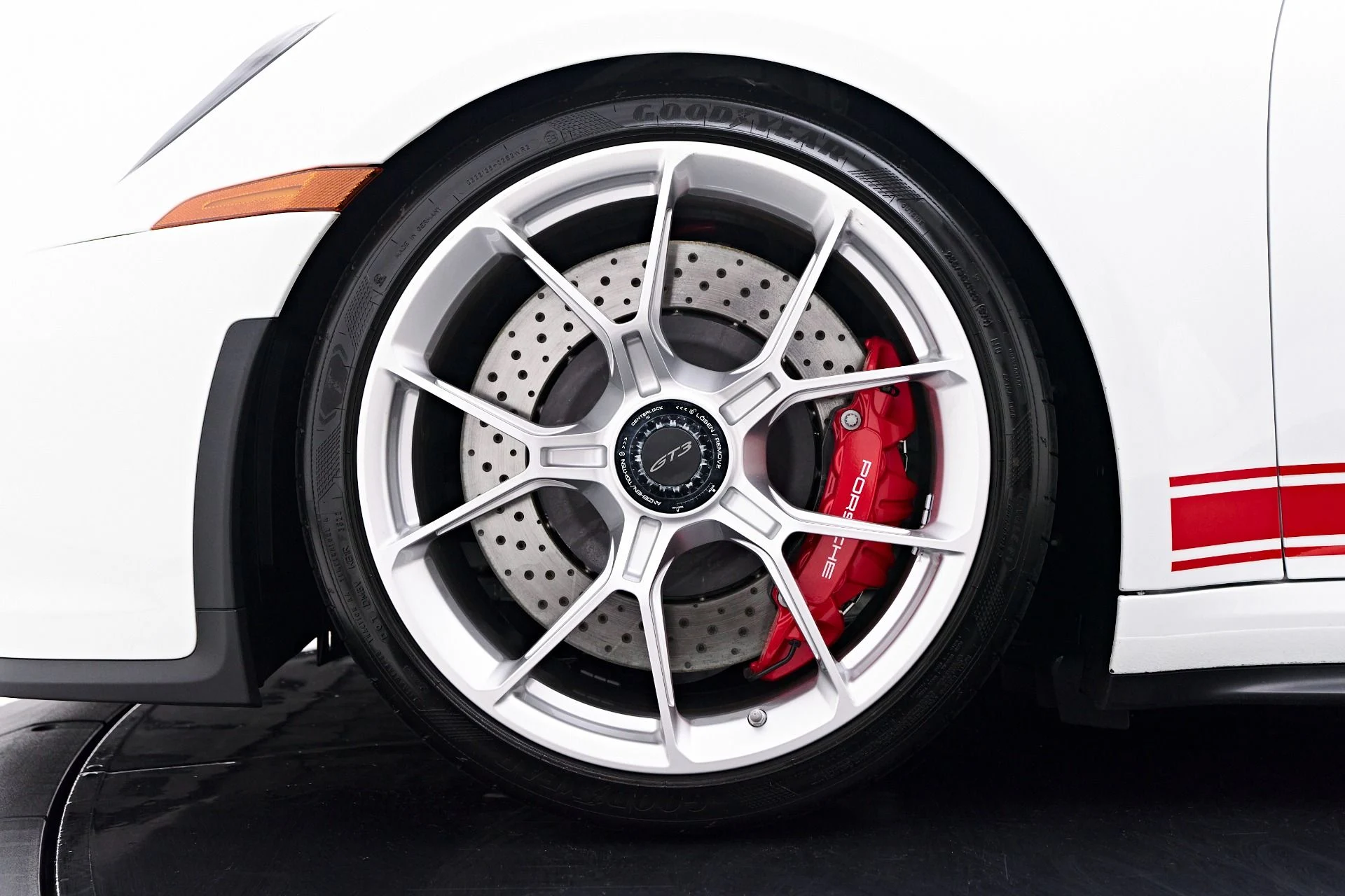 mph002_2318624423_Used_2023_Porsche_911_GT_3_1750710926_6afa858181