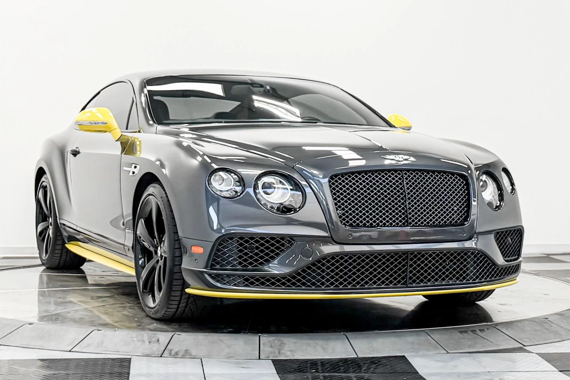 mph002_2321879228_Used_2017_Bentley_Continental_GT_Speed_Black_Edition_636_HP_W12_Cyber_Yellow_Trim_Diamond_Quilting_1789500698_742f6d2750