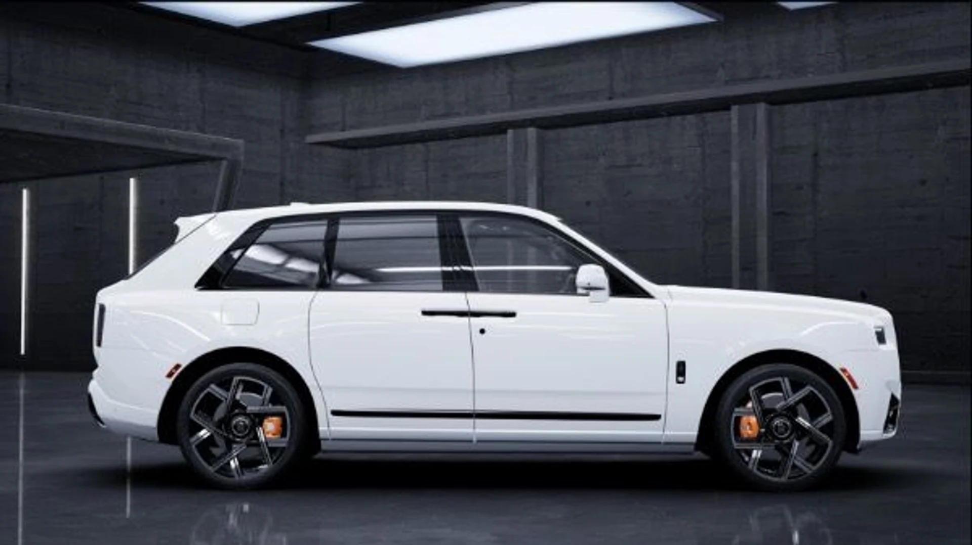 mph002_2324011870_New_2026_Rolls_Royce_Black_Badge_Cullinan_542a3f464d