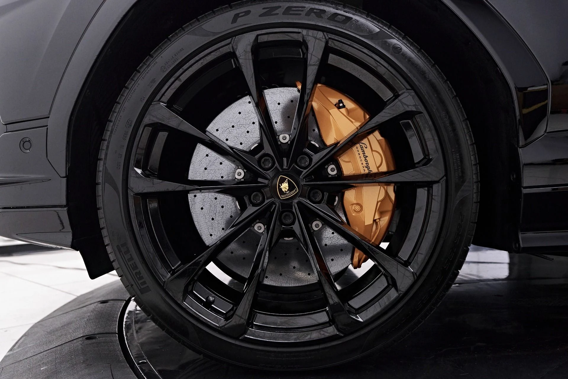 mph002_23300317_Used_2024_Lamborghini_Urus_S_1759191655_ef164410b0