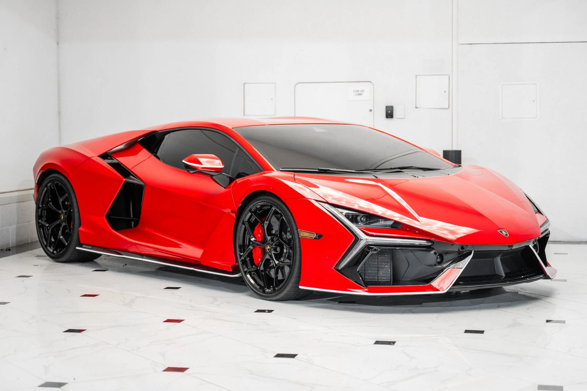 mph002_2342322648_Used_2024_Lamborghini_Revuelto_1755181683_dda240c536