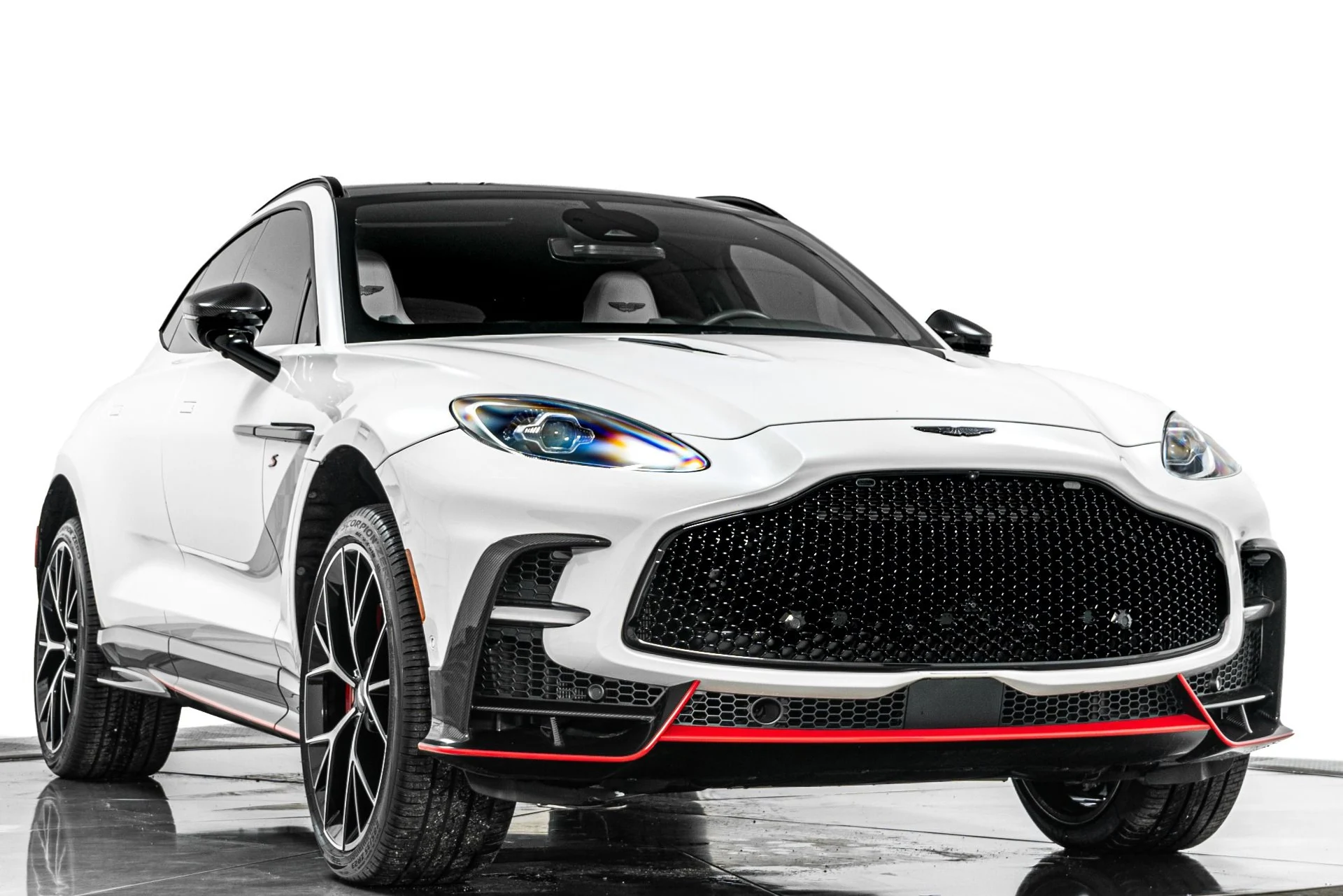 mph002_2344583712_Used_2026_Aston_Martin_DBX_S_1792083378_e72e39ea47