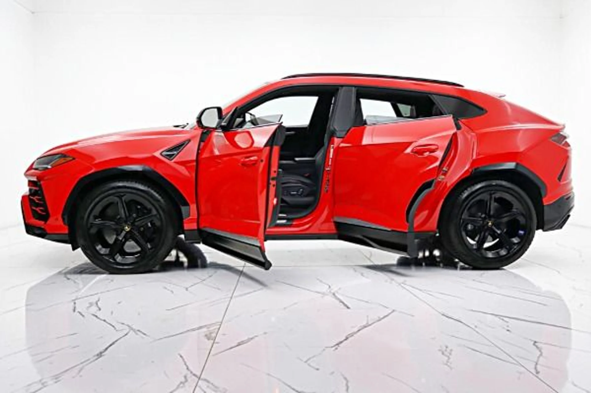 mph002_2346591096_Used_2020_Lamborghini_Urus_a1c282f89d