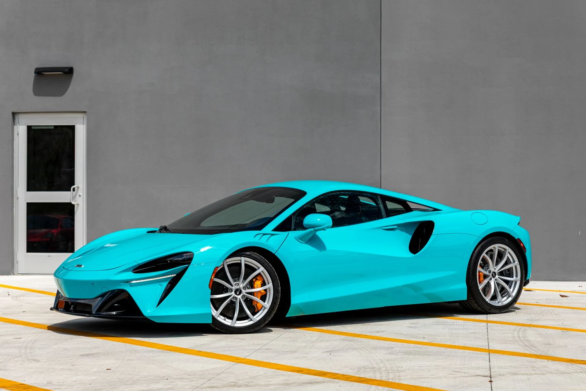 mph002_2352516886_506_p3_l_685edb6bb1