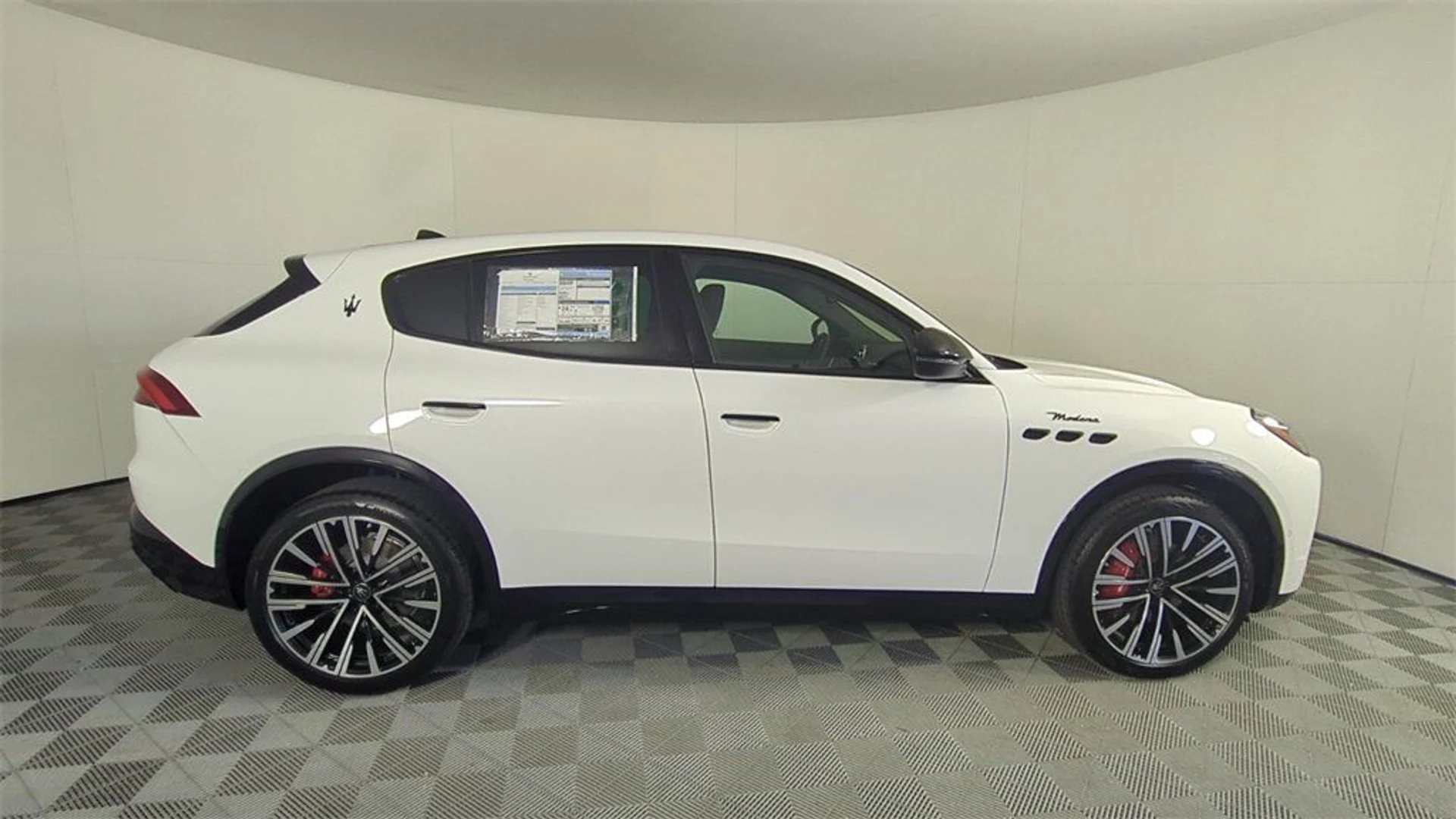 mph002_2357012418_a8ee5379f41b3d5b0b1986c3429fb143_85be50c7d9