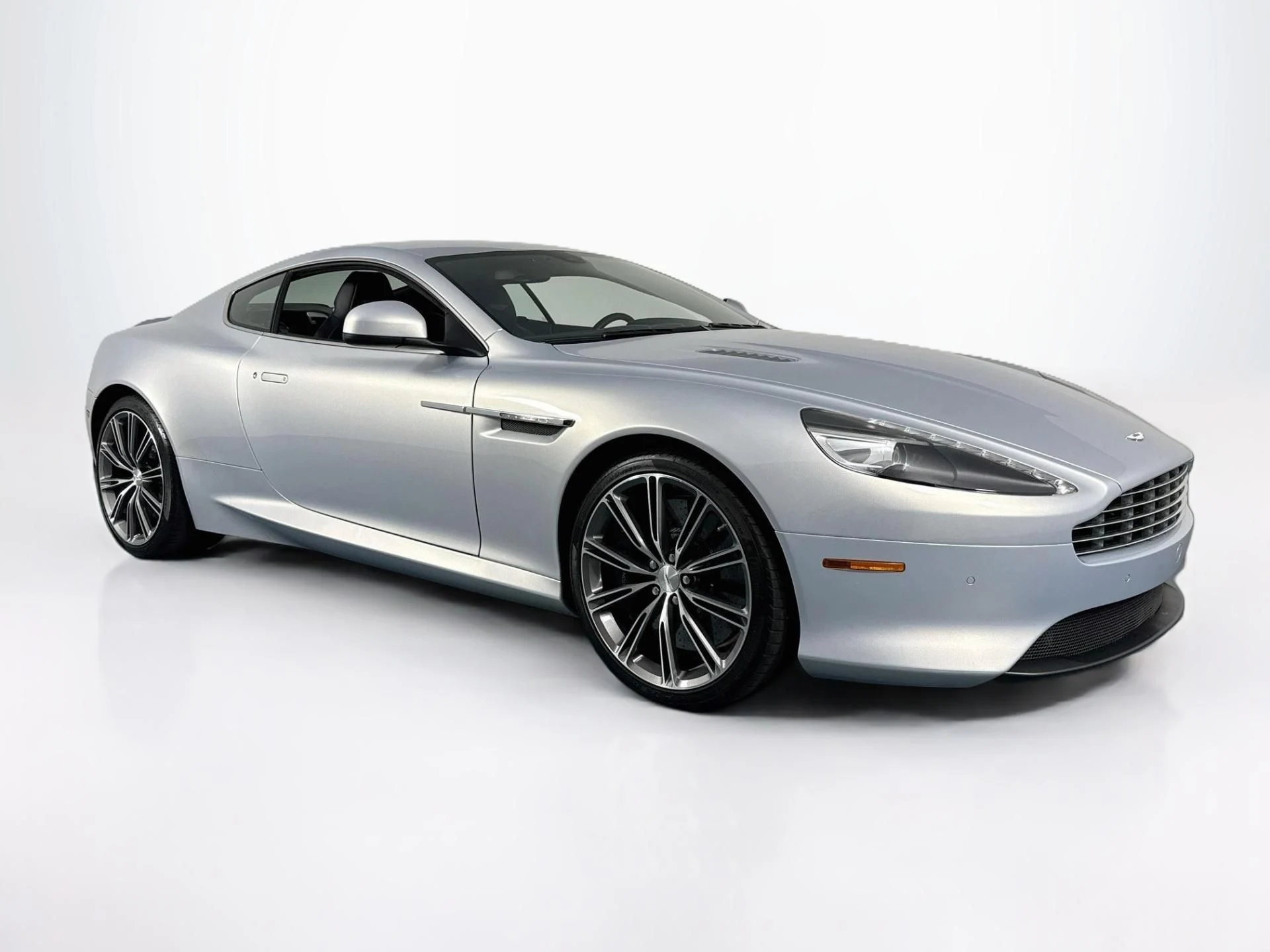 mph002_2374294856_Used_2014_Aston_Martin_DB_9_1791837281_412ddd078e