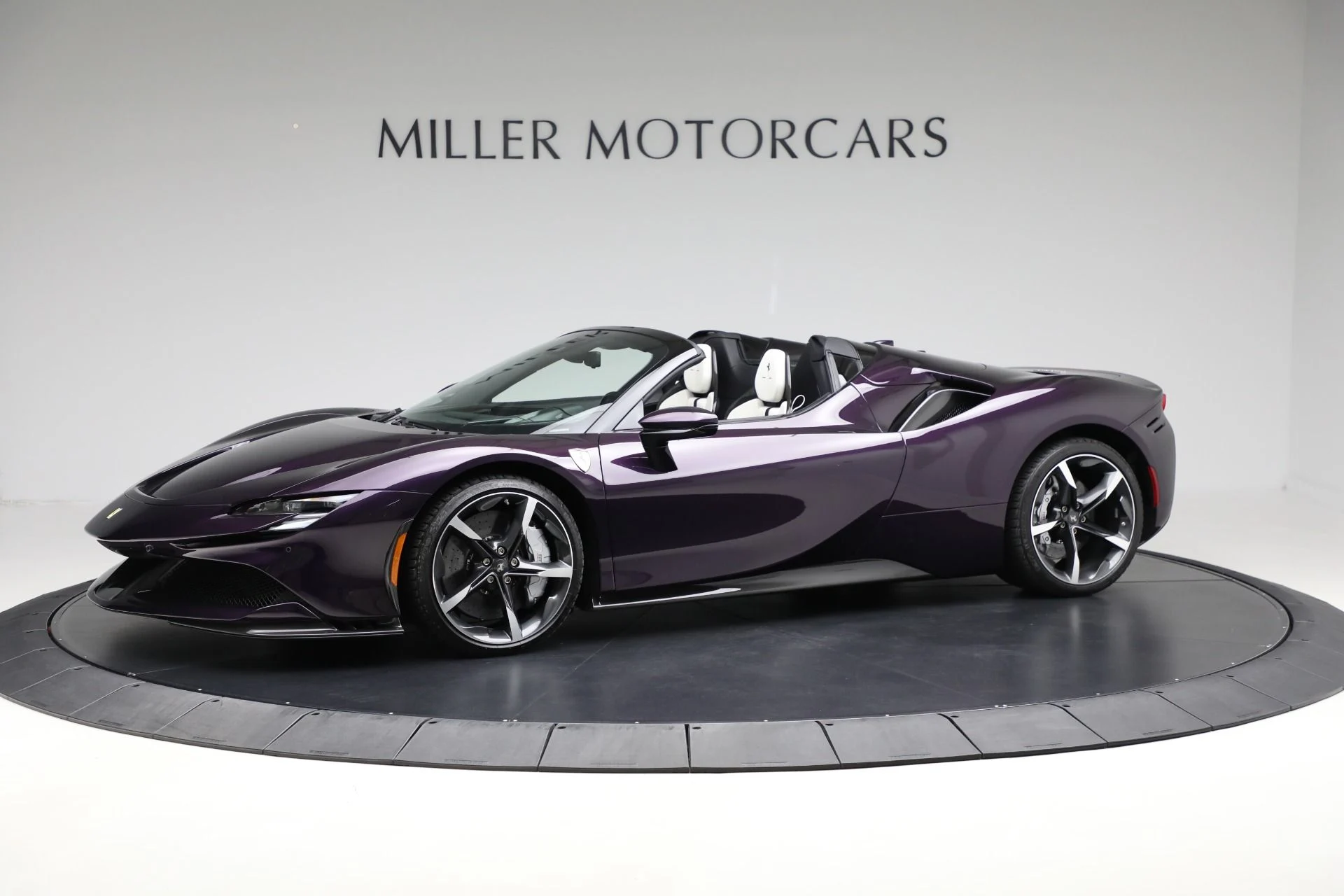 mph002_2375726855_Used_2024_Ferrari_SF_90_Spider_31f6809201