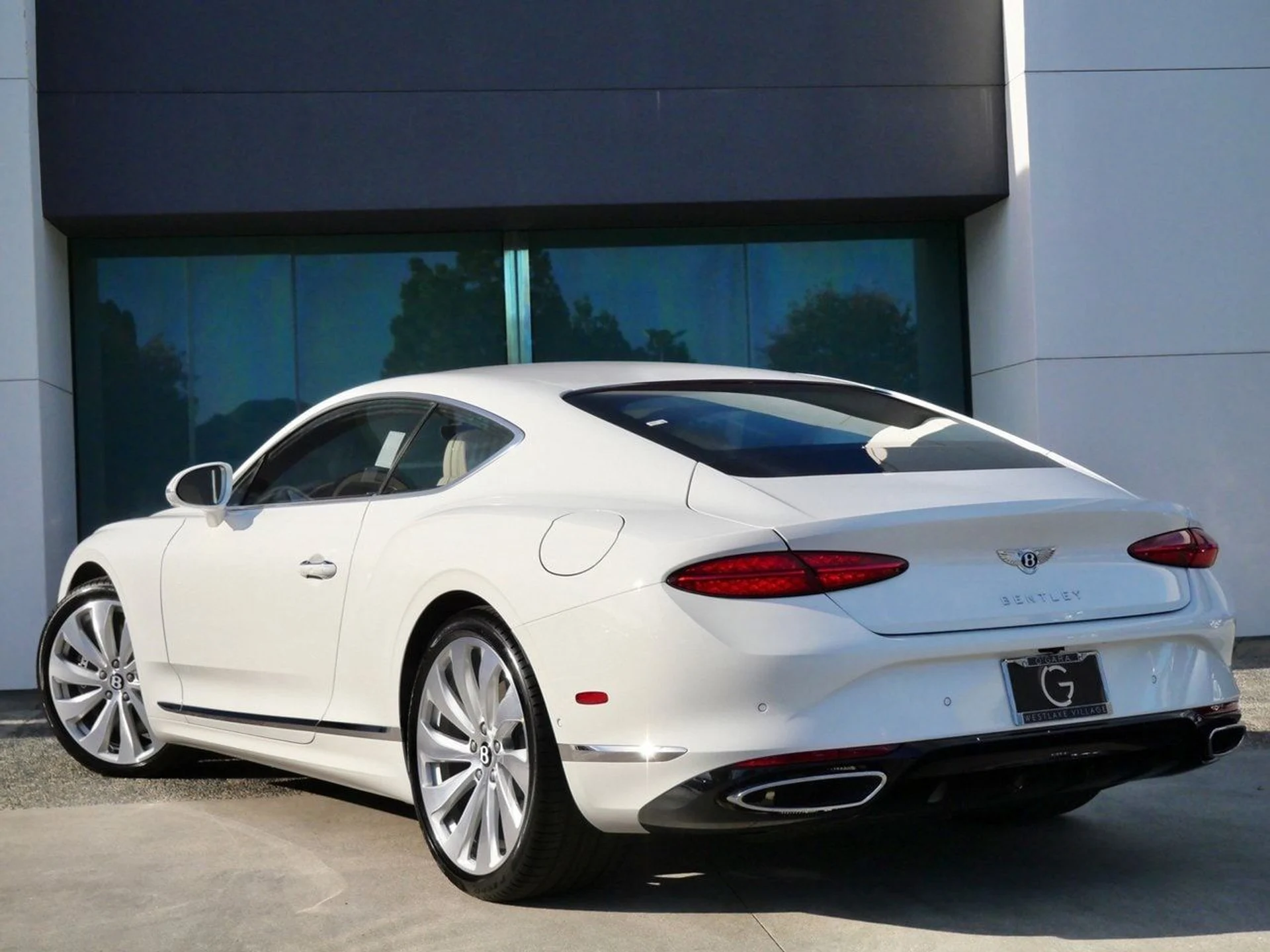 mph002_2384058305_7ac8a328b42a71bef4eea0ef8f811126x_0d26f848d6