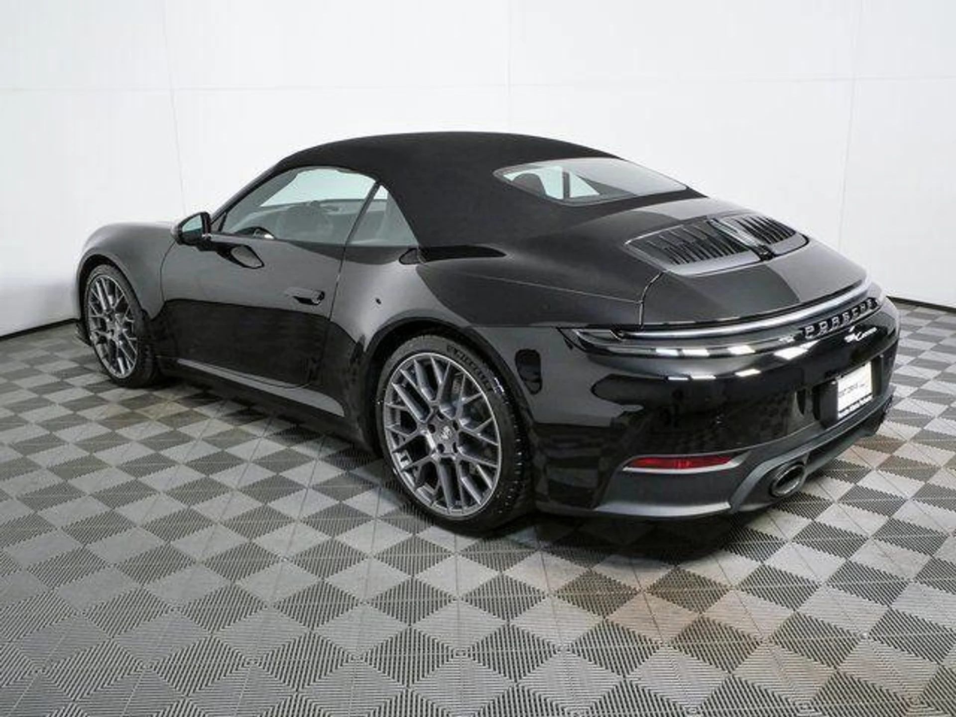 mph002_2385661547_2t_Cr_SM_Qp_Ux_IR_8_DP_3_B3uu_Rm9_Oe0_d6ba69d88e