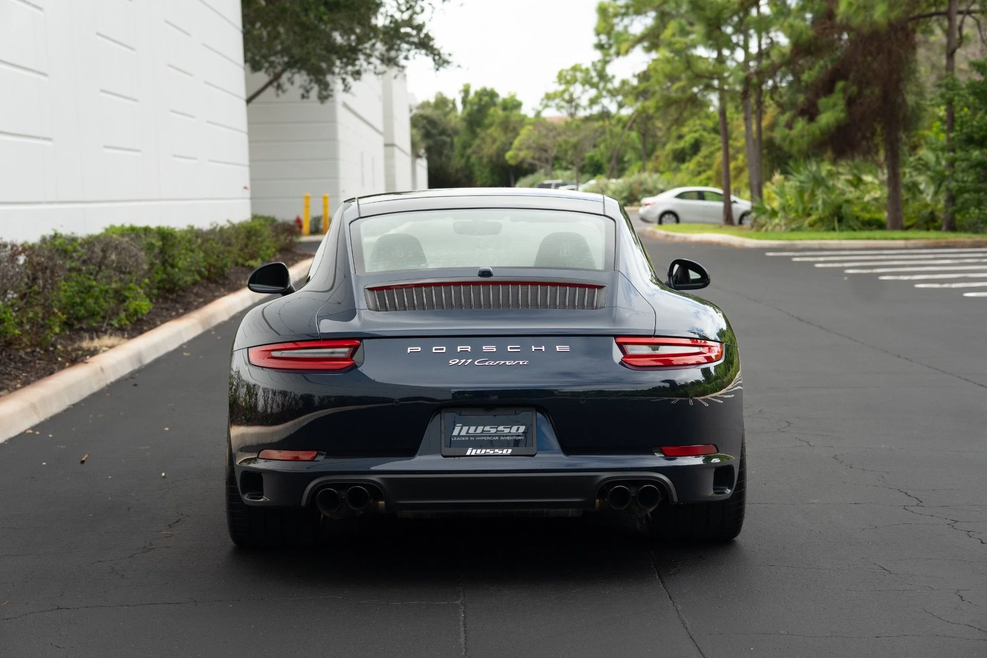 mph002_238765229_Used_2019_Porsche_911_Carrera_1759430060_f73a857689