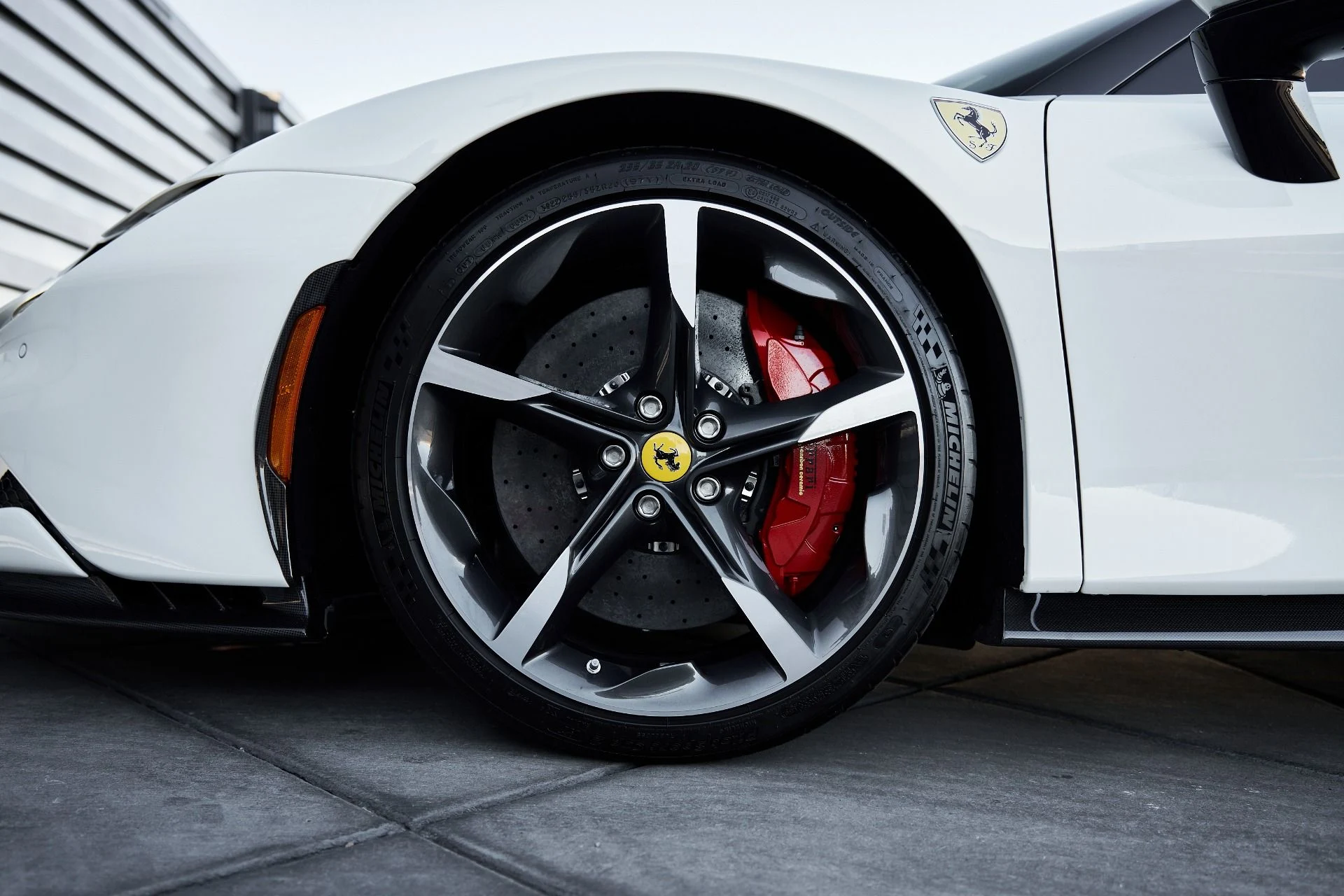 mph002_2389926816_Used_2023_Ferrari_SF_90_Stradale_Base_1762650921_50ba74771f