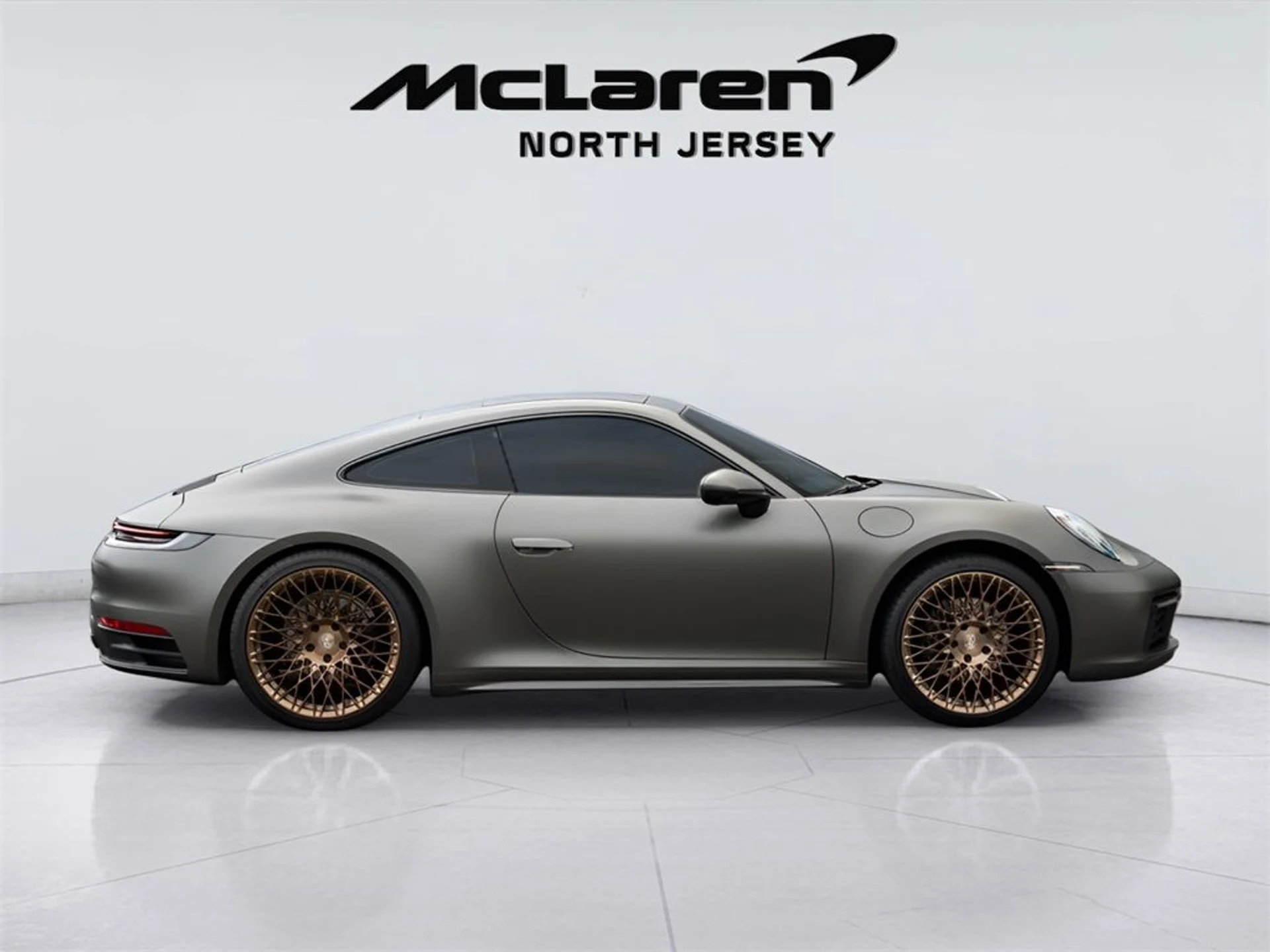 mph002_2391271510_image_4_1f3a3d4363