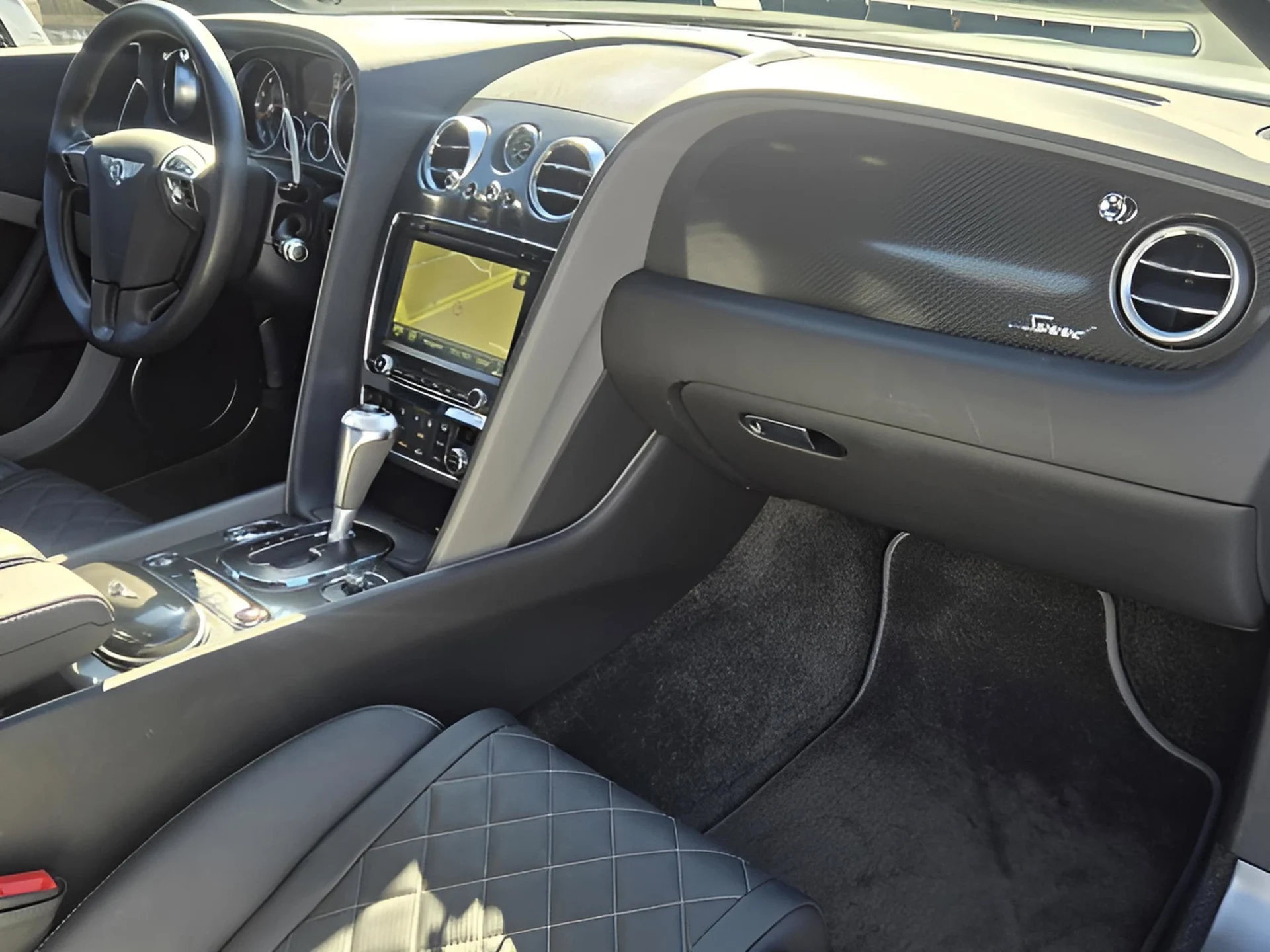 mph002_2392992573_da9099d84bccc1bd5e523e04db522d3bx_2ae6560e86