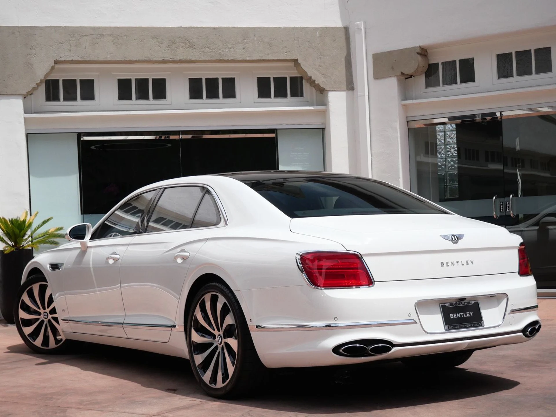 mph002_2396664489_65ec8948f808bcaeb7035bfacd2617aax_e0d6c255ac