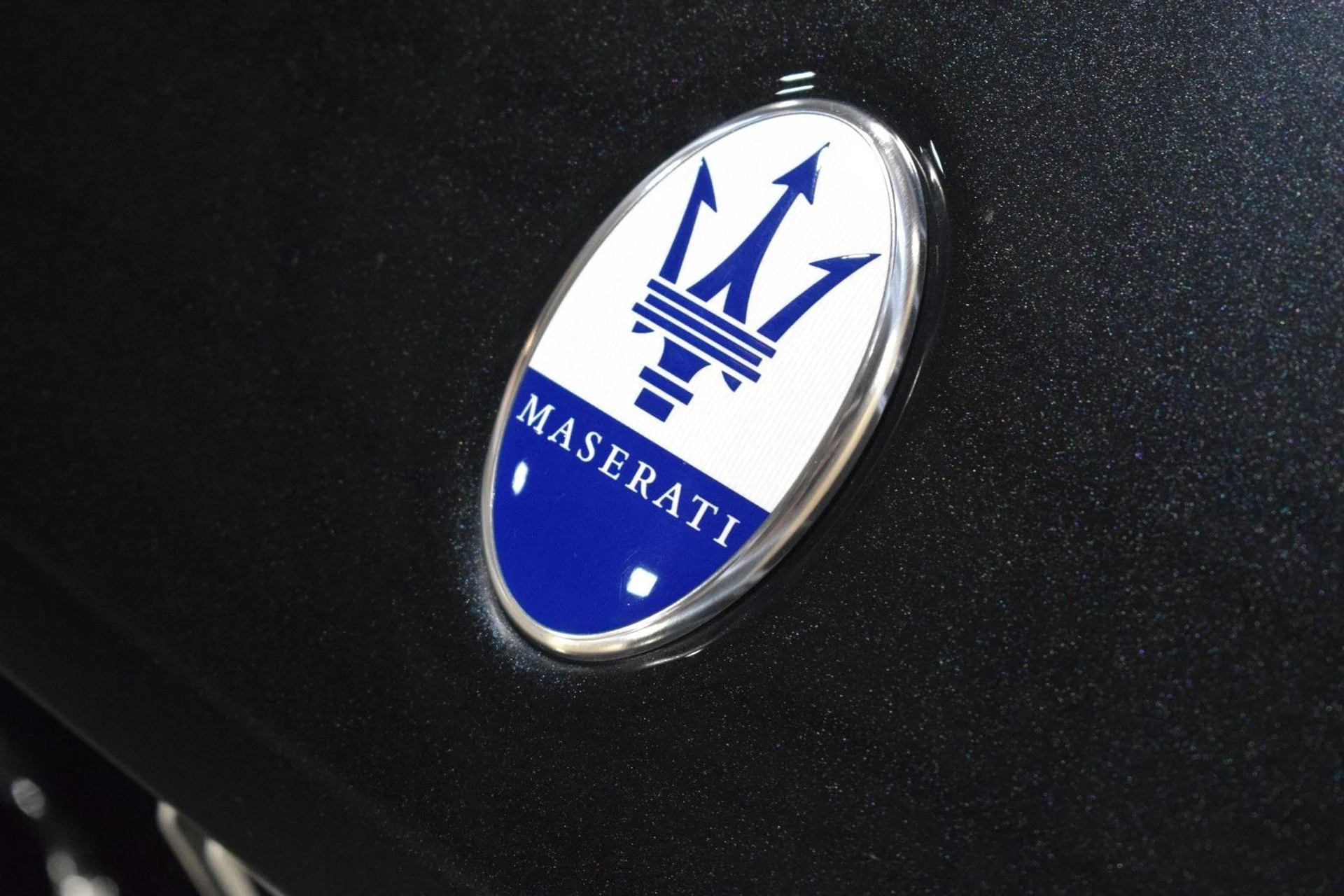 mph002_2398307427_0375feb63e432421207615fc495ca697x_f56d8c2c77