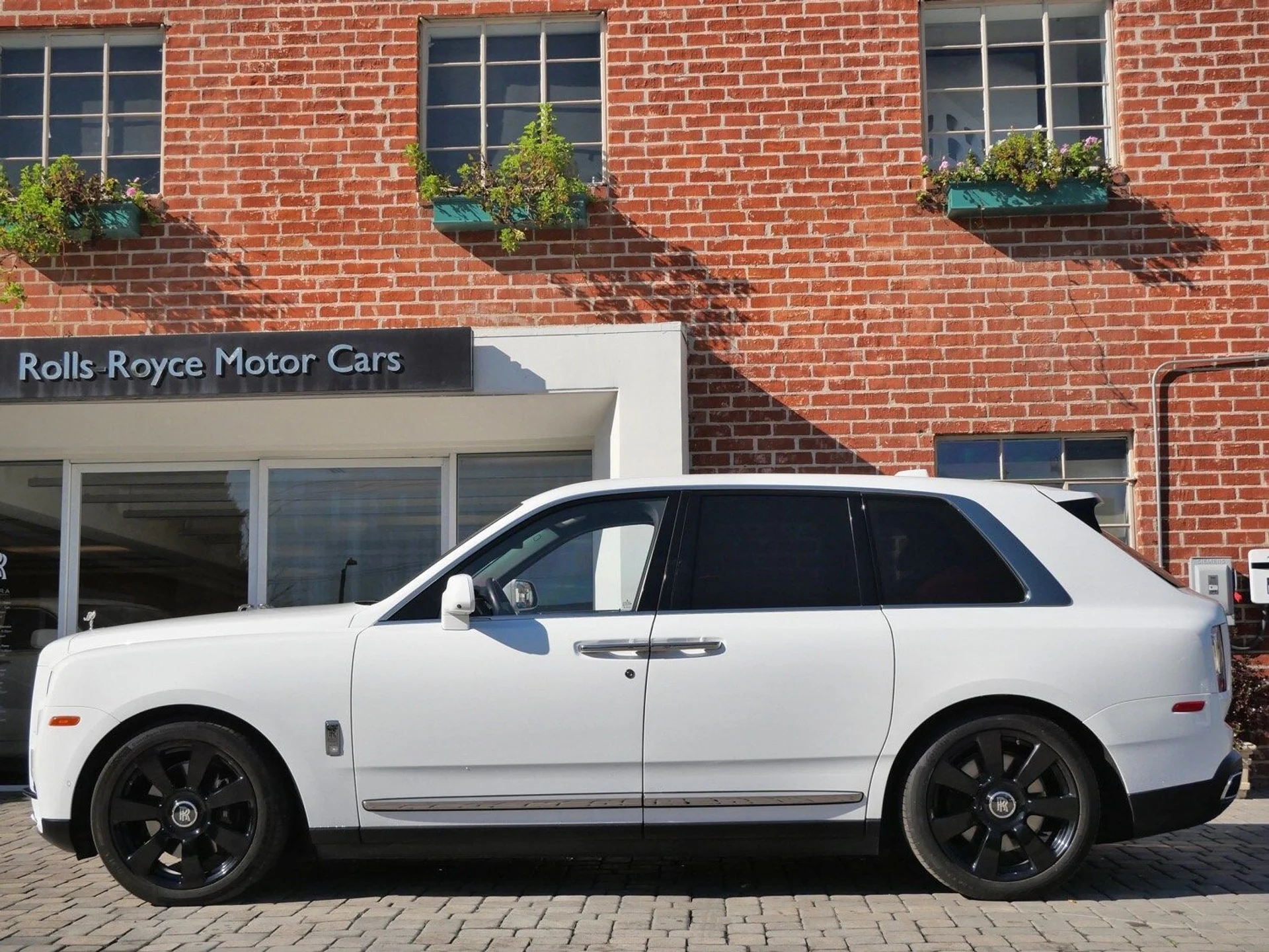 mph002_2400070608_691cfaba1677f587c53b32b284936b3bx_74dc39c148