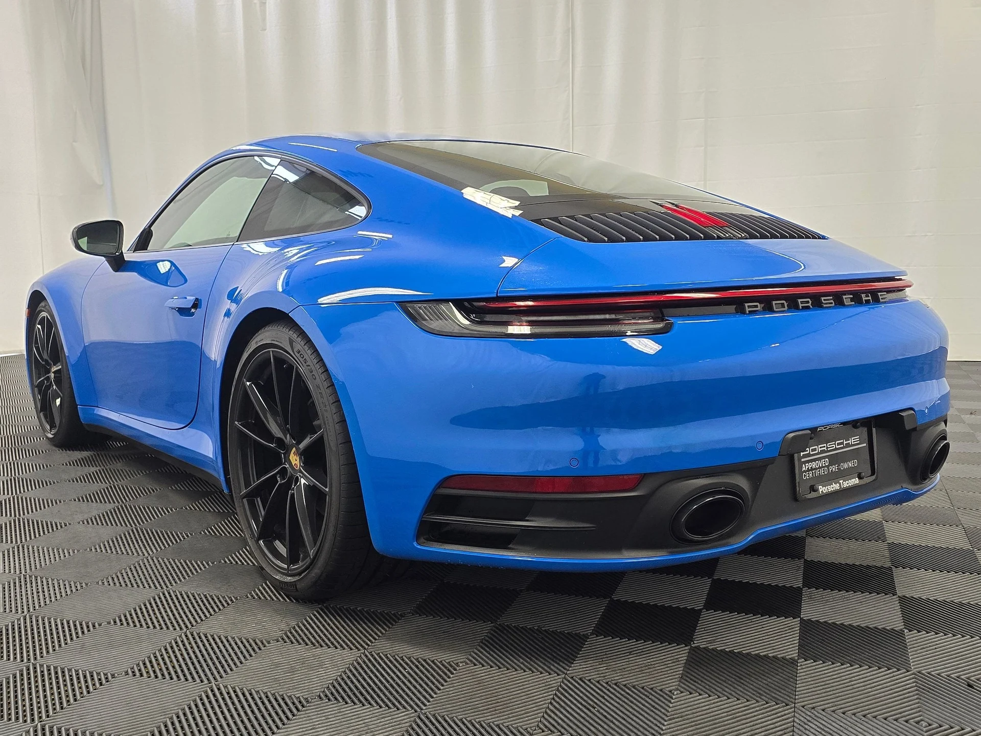 mph002_2404322285_6b5e602e461bdf09dc4962b9d1ee19ecx_2cafcc9f33