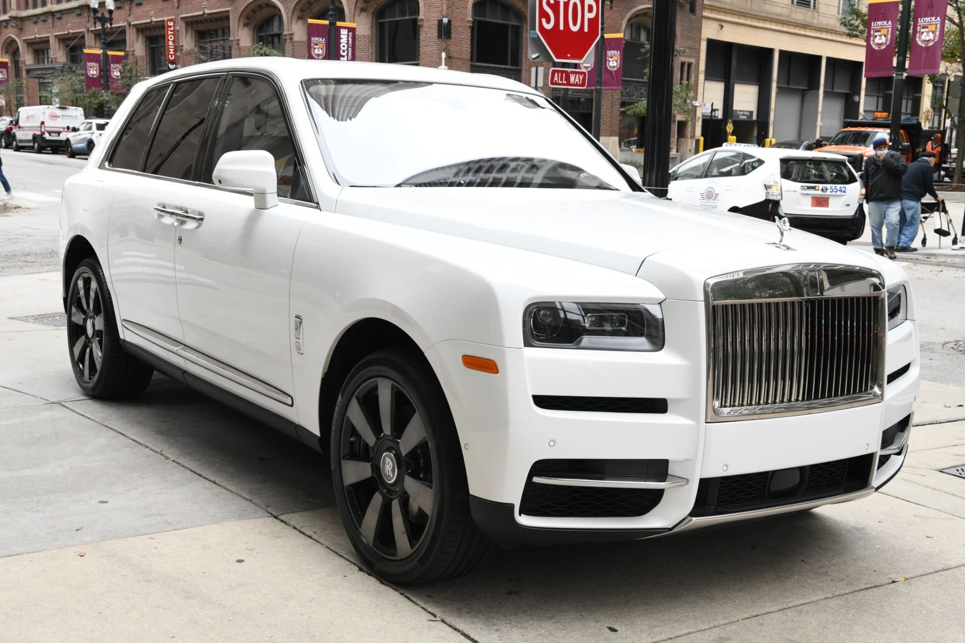 mph002_2408288485_10633_p4_l_9090c745b8