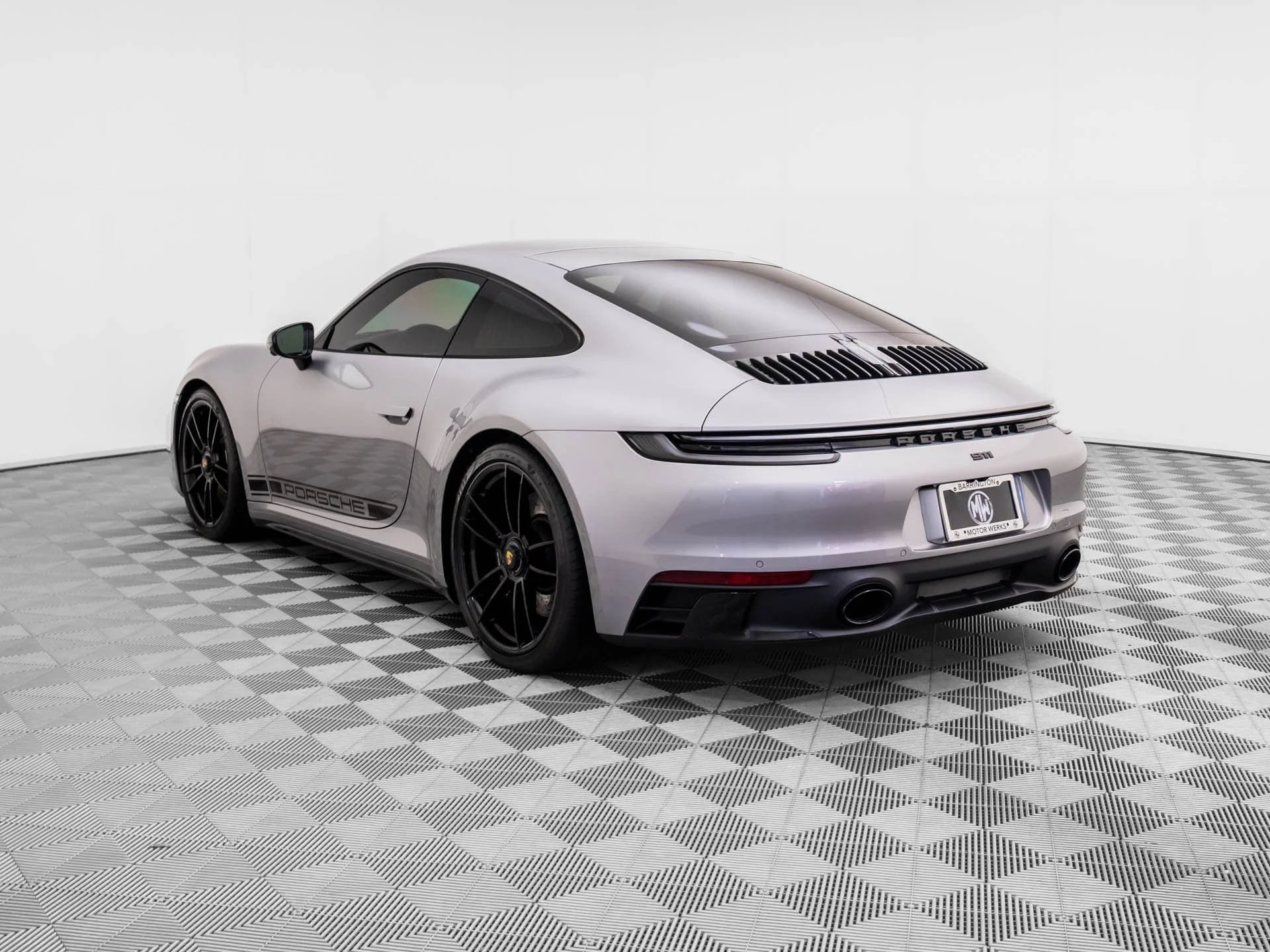 mph002_2410598417_795a350e71ca678d9089326d9fdcab1ex_cc8f724ea4