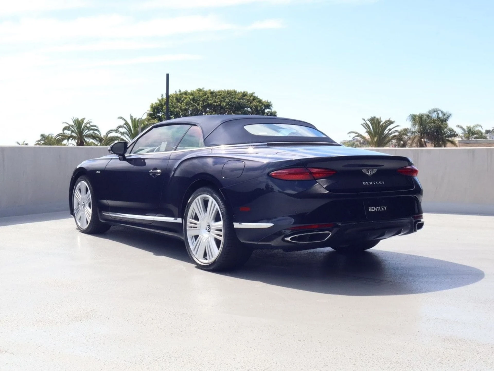 mph002_2410755566_971ac2753d19fce36505a71ee92a6d0cx_9a80b5df9c