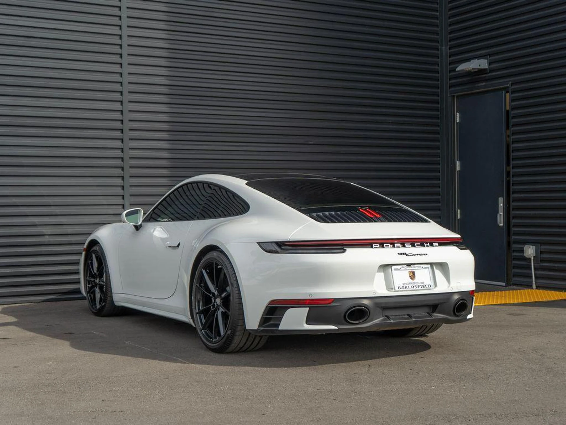 mph002_241590002_FC_2l_BHY_823_U2ax4_Qjx_WP_Wb_Hsy_CA_f14b8e30ee