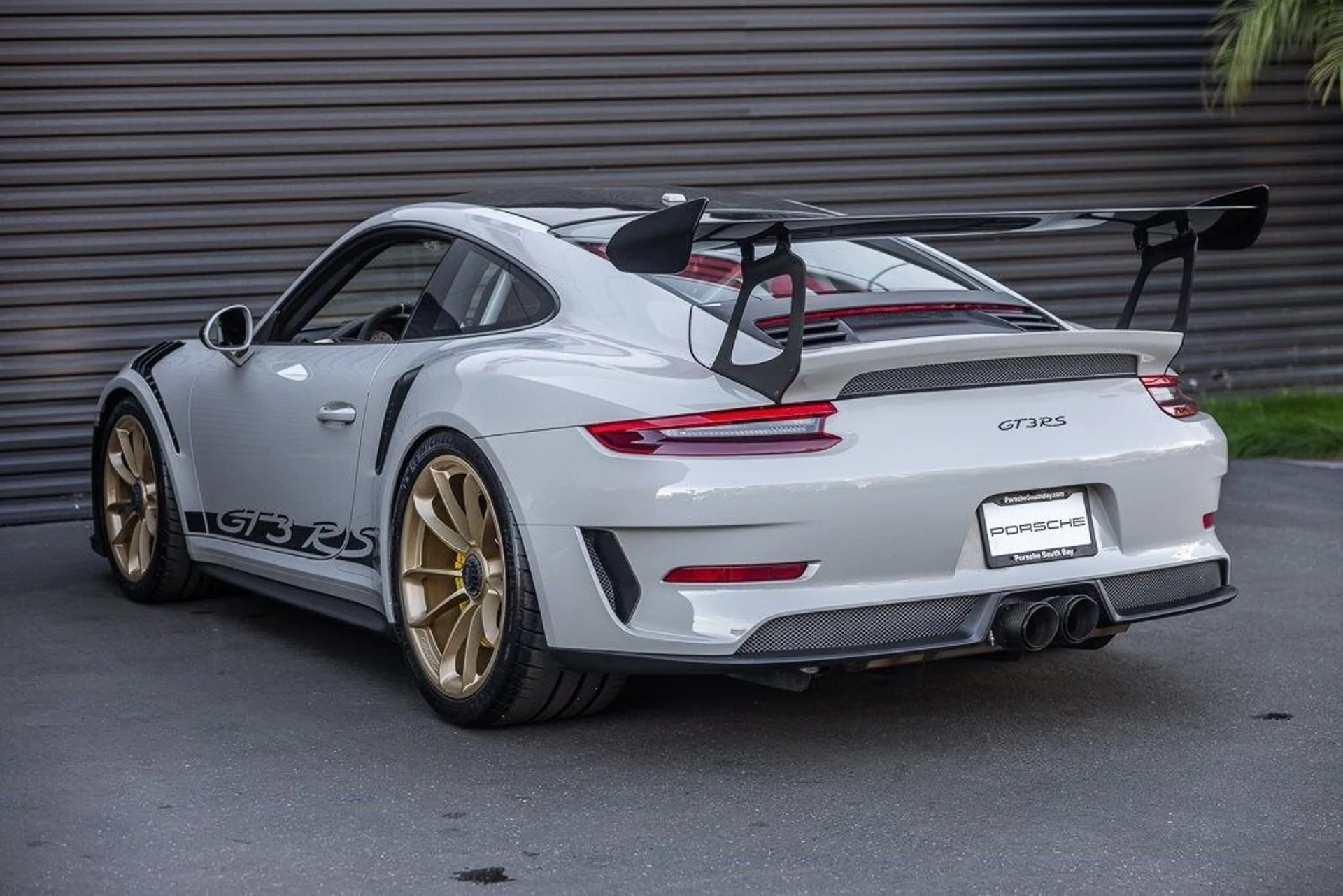 mph002_2423466035_d19c1ee569a323c27862df4b2abf798dx_1cdb18f819