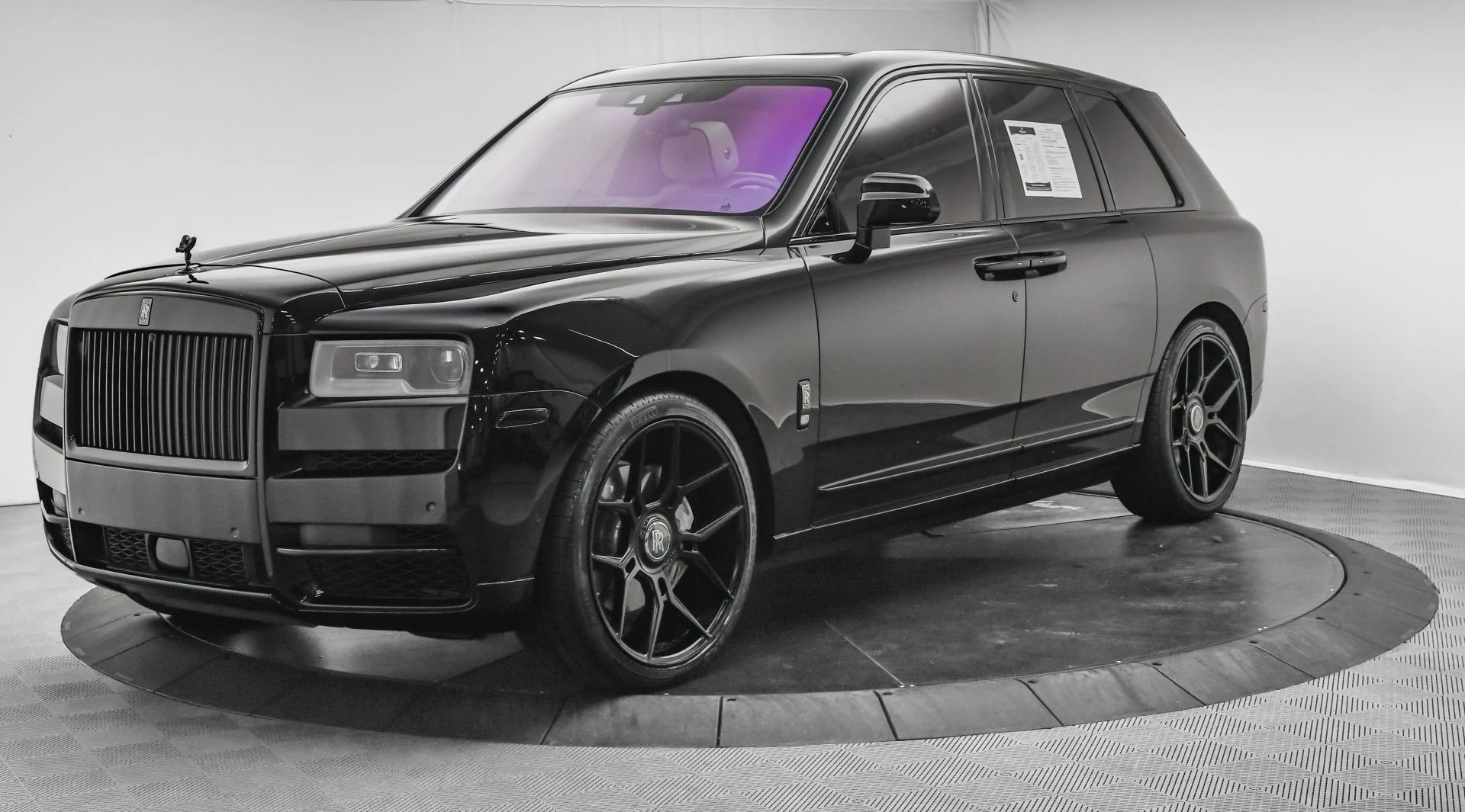 mph002_2431589421_Used_2020_Rolls_Royce_Cullinan_1753776467_c9b3cf0d61