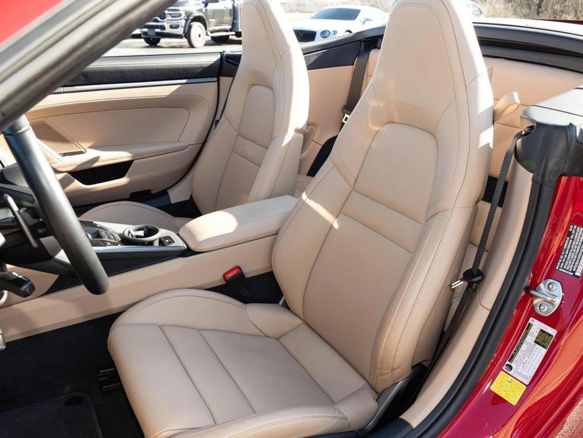 mph002_2431963944_495502932_69a4513bae5c6c0dfd47f7ba_039cbc4c56