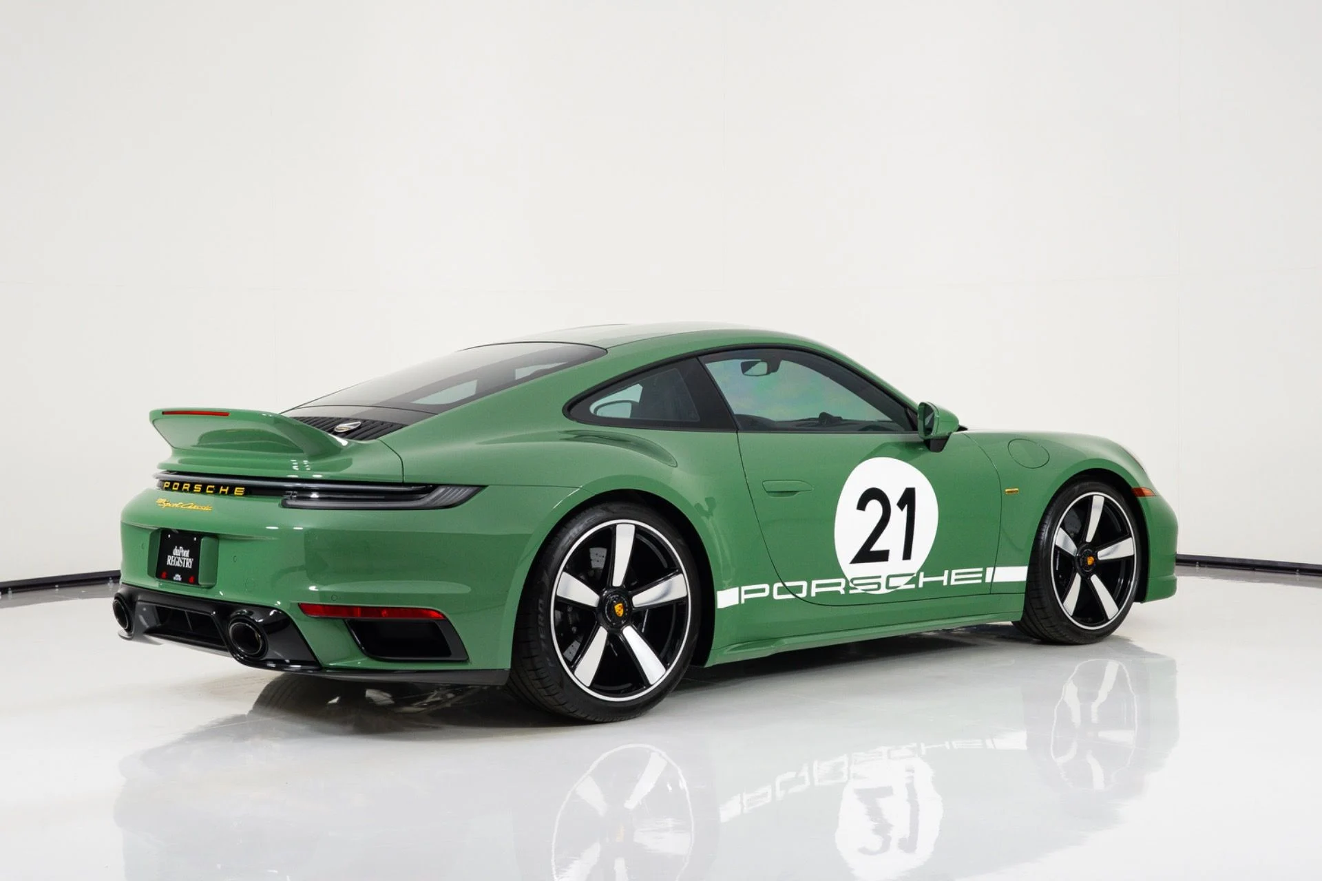 mph002_2434673192_Used_2023_Porsche_911_Sport_Classic_1791214038_88eeac61ed
