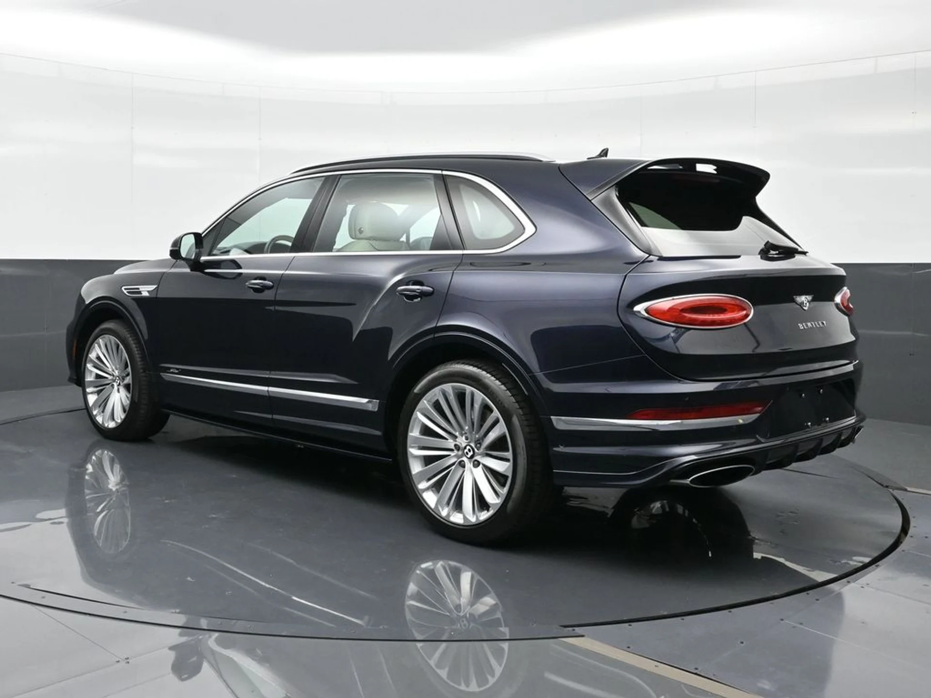 mph002_2435446290_b058004851e7bc35afe8fe02a2367841x_b8a3864c9c