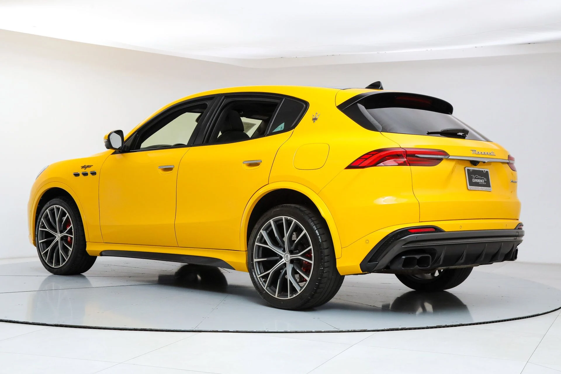 mph002_2443967125_4eb67b60b24bd08c5a471de7773736ea_e6ae216f0c