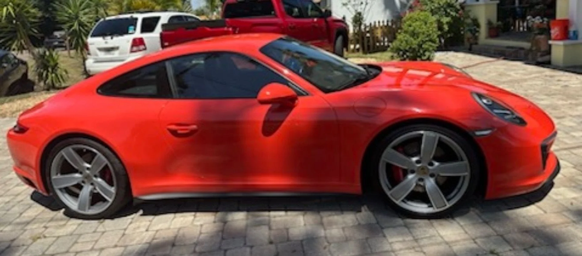 mph002_2455797573_Used_2019_Porsche_911_Carrera_4_S_1755020483_1d8d9e5fac