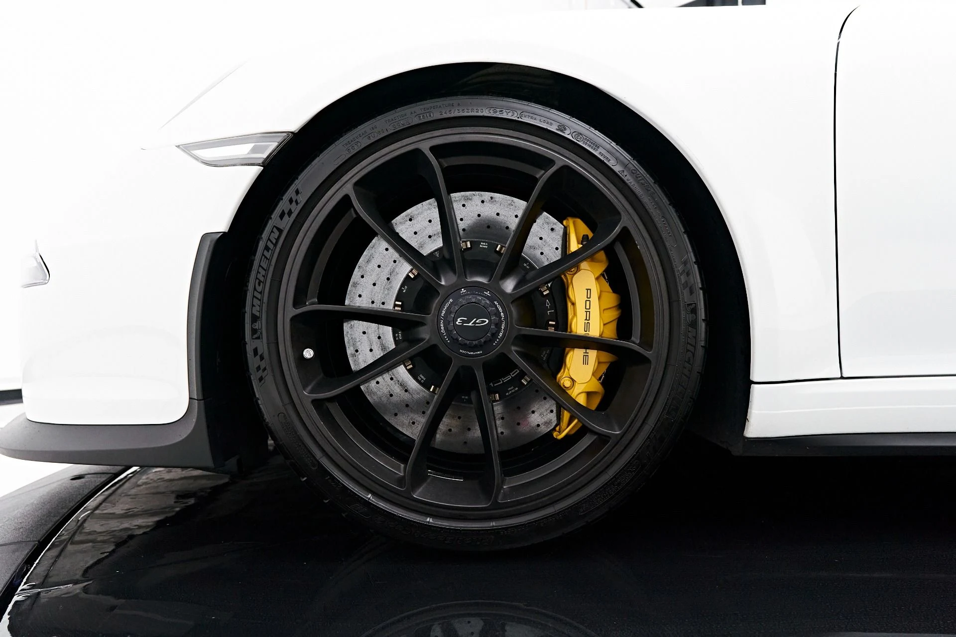 mph002_2456284816_Used_2014_Porsche_911_GT_3_1687025359_7edfcb1753