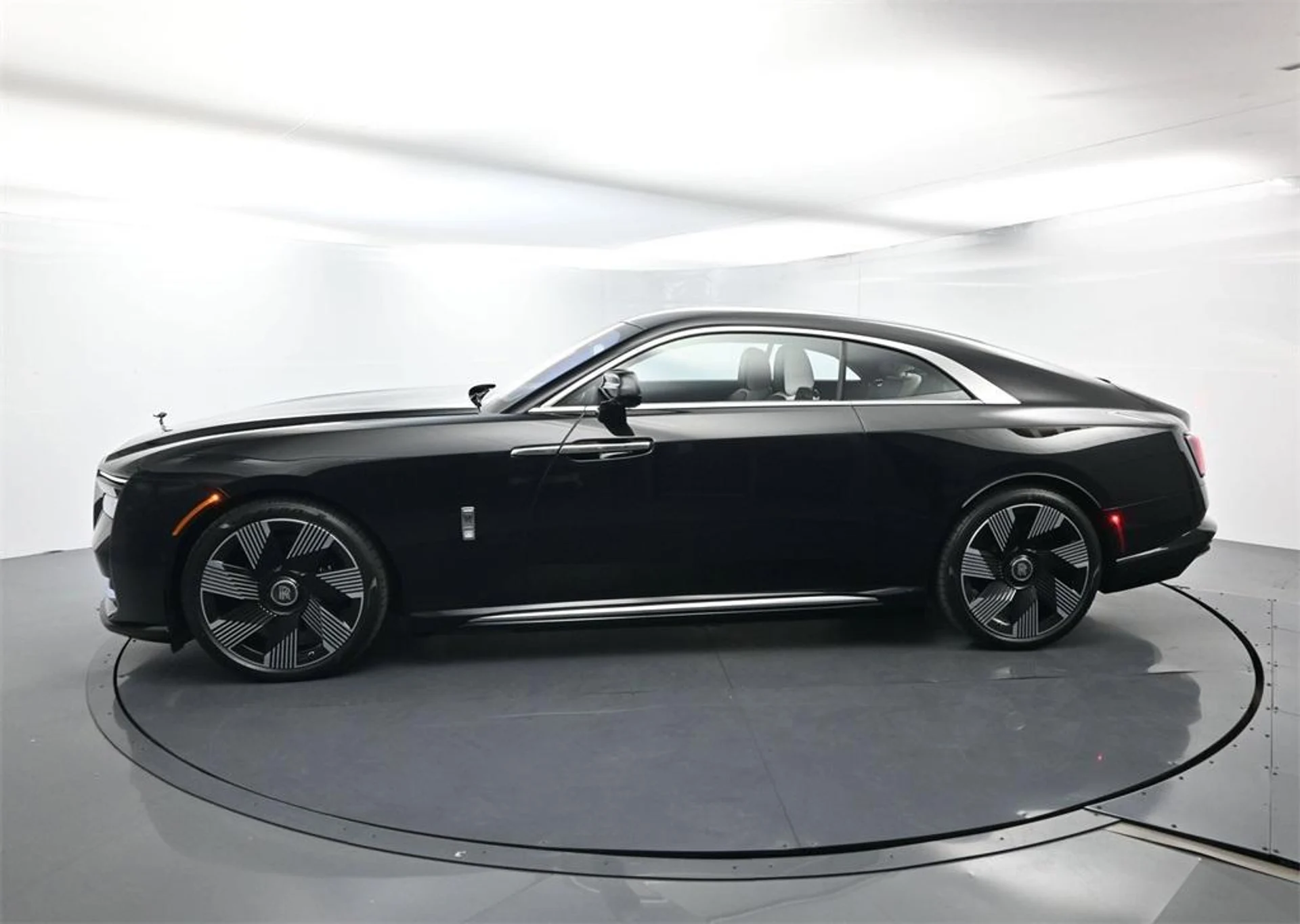 mph002_2465975546_y_Qo_Kb_Oi16agaf7h_OS_4m_Ch_Yvvs4_U_54b906cd8d