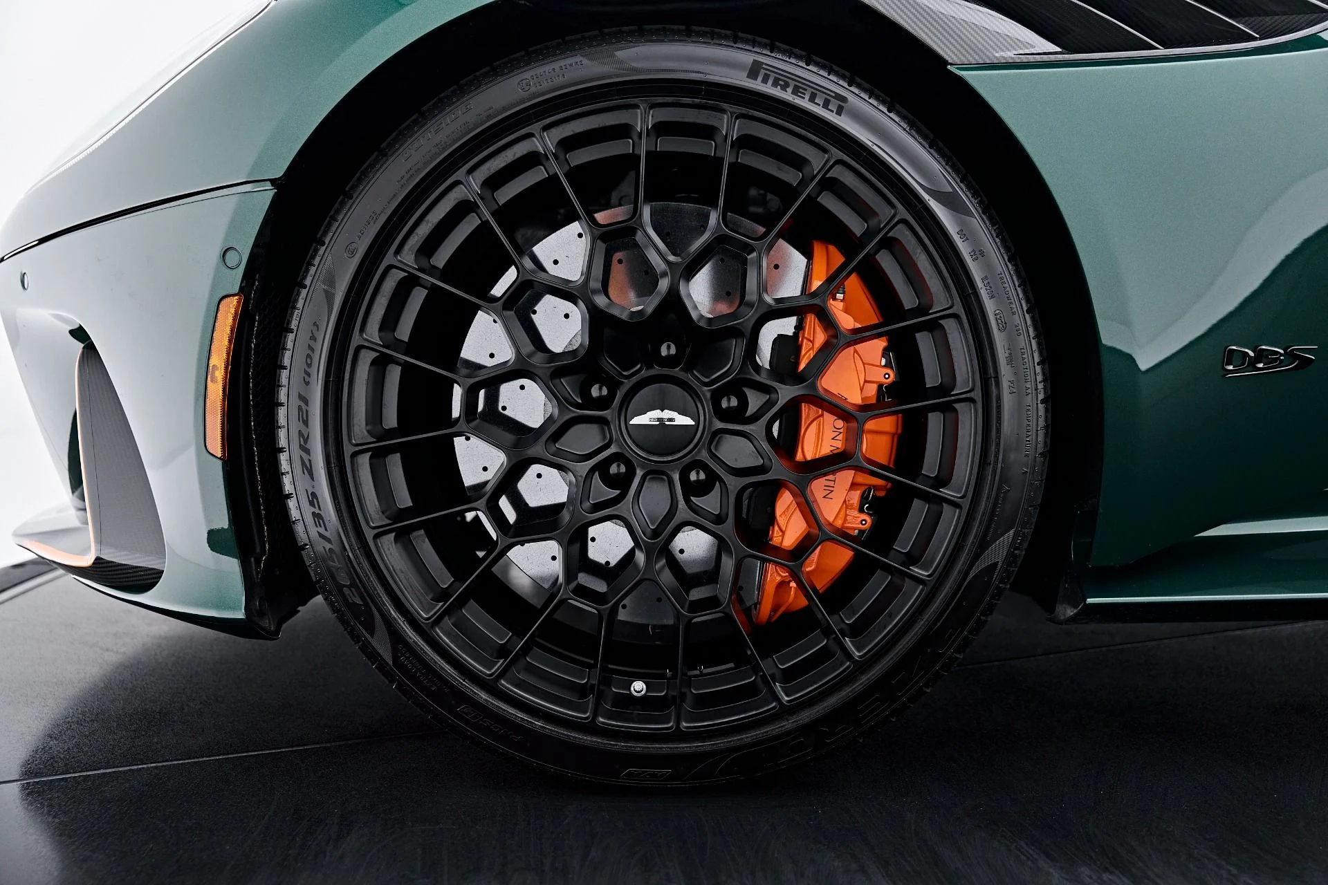mph002_2469227236_Used_2023_Aston_Martin_DBS_Ultimate_1787789298_12331c018b