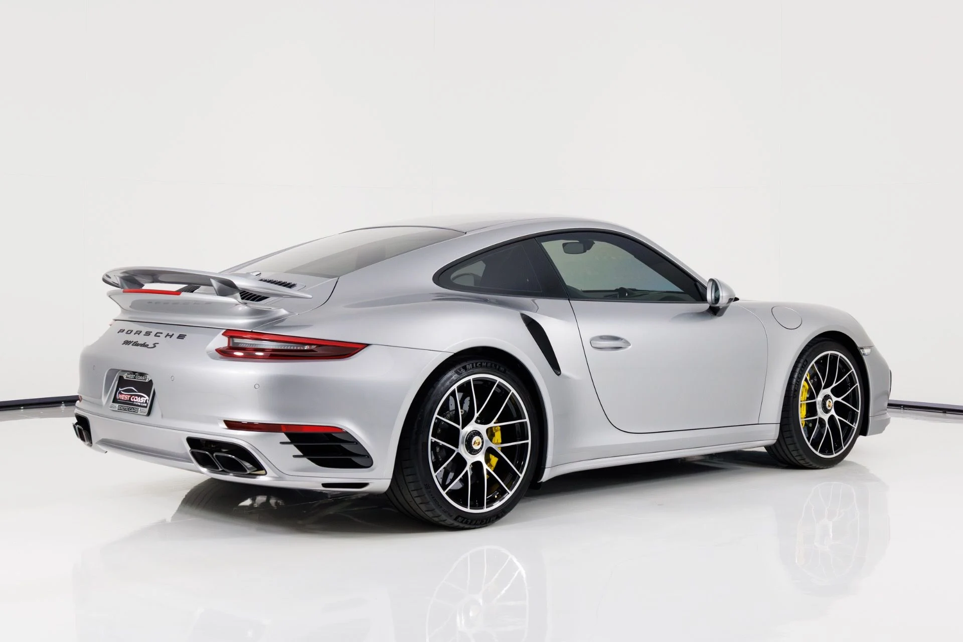 mph002_2471389841_Used_2019_Porsche_911_Turbo_S_1770313987_c5cc97777f