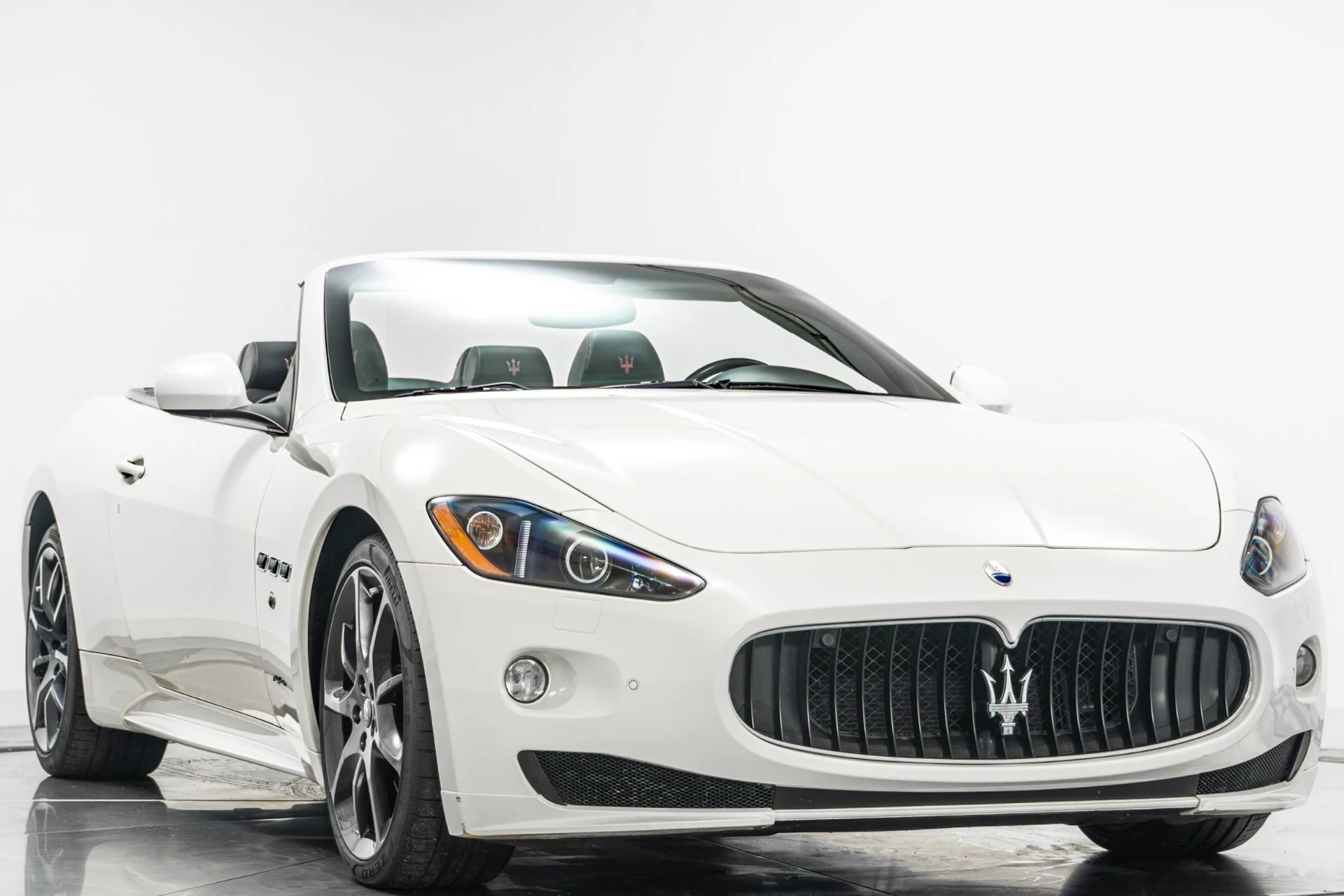 mph002_2471540831_Used_2012_Maserati_Granturismo_Sport_1756223132_eab49762a4