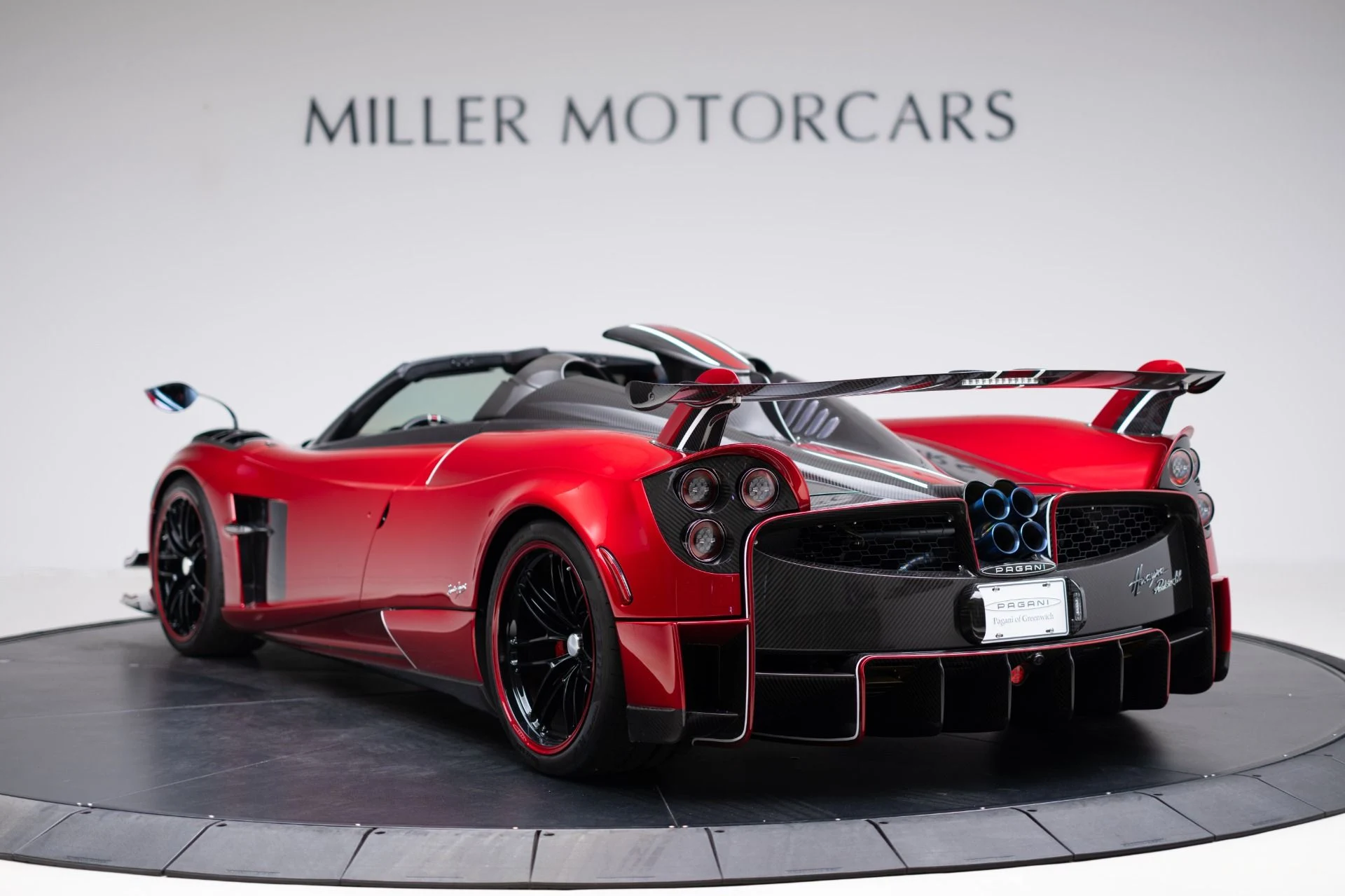 mph002_2489198399_Used_2020_Pagani_Huayra_Roadster_BC_1775068481_637f44286d