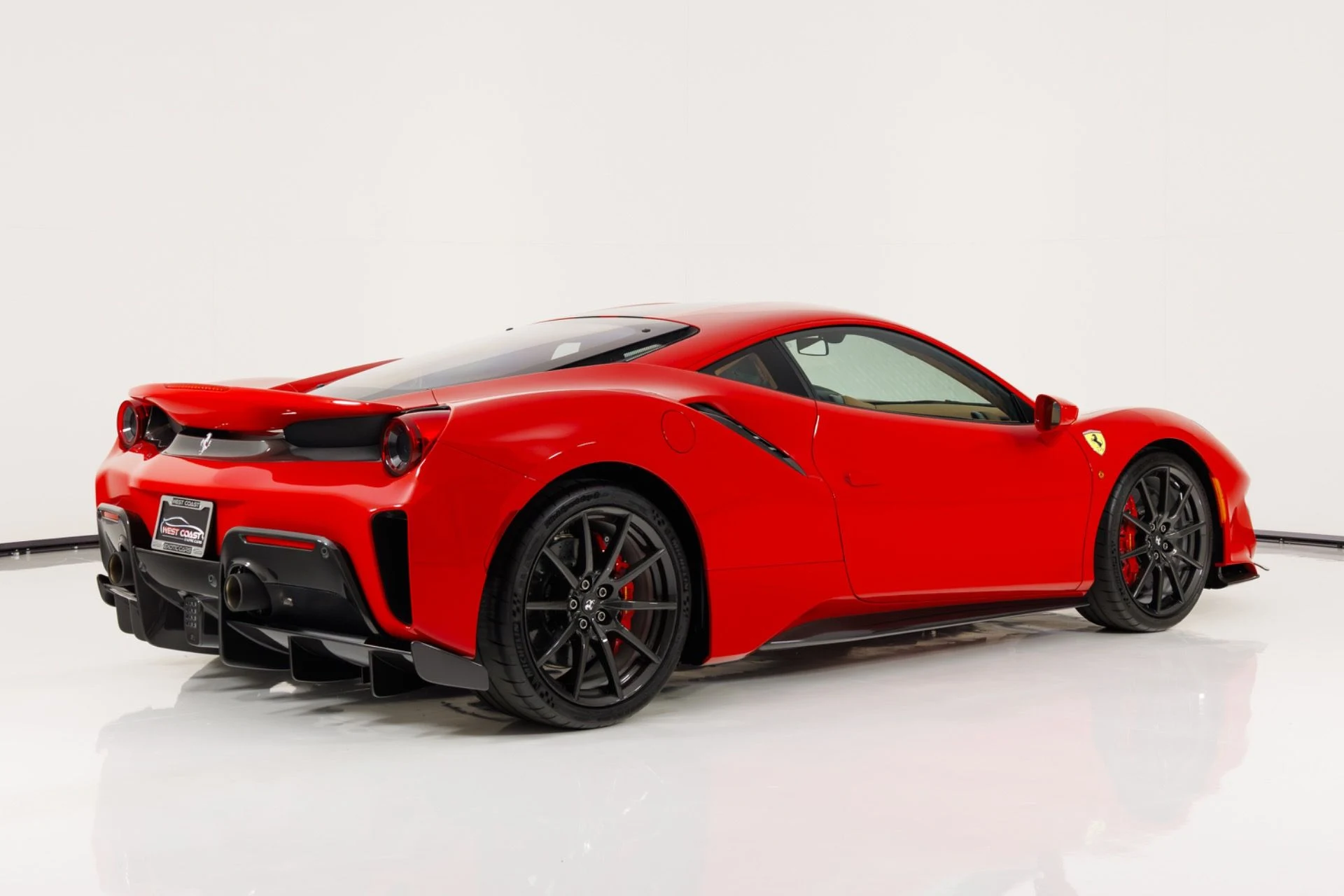 mph002_249876701_Used_2020_Ferrari_488_Pista_1774991836_a59d96672b